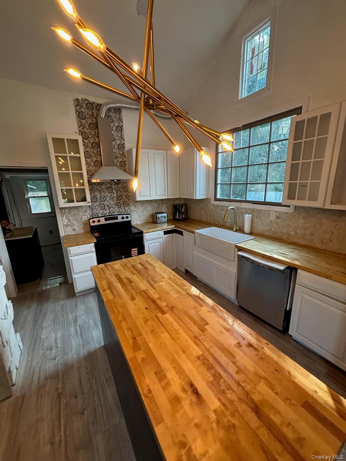 57 Chestnut Street – For Sale