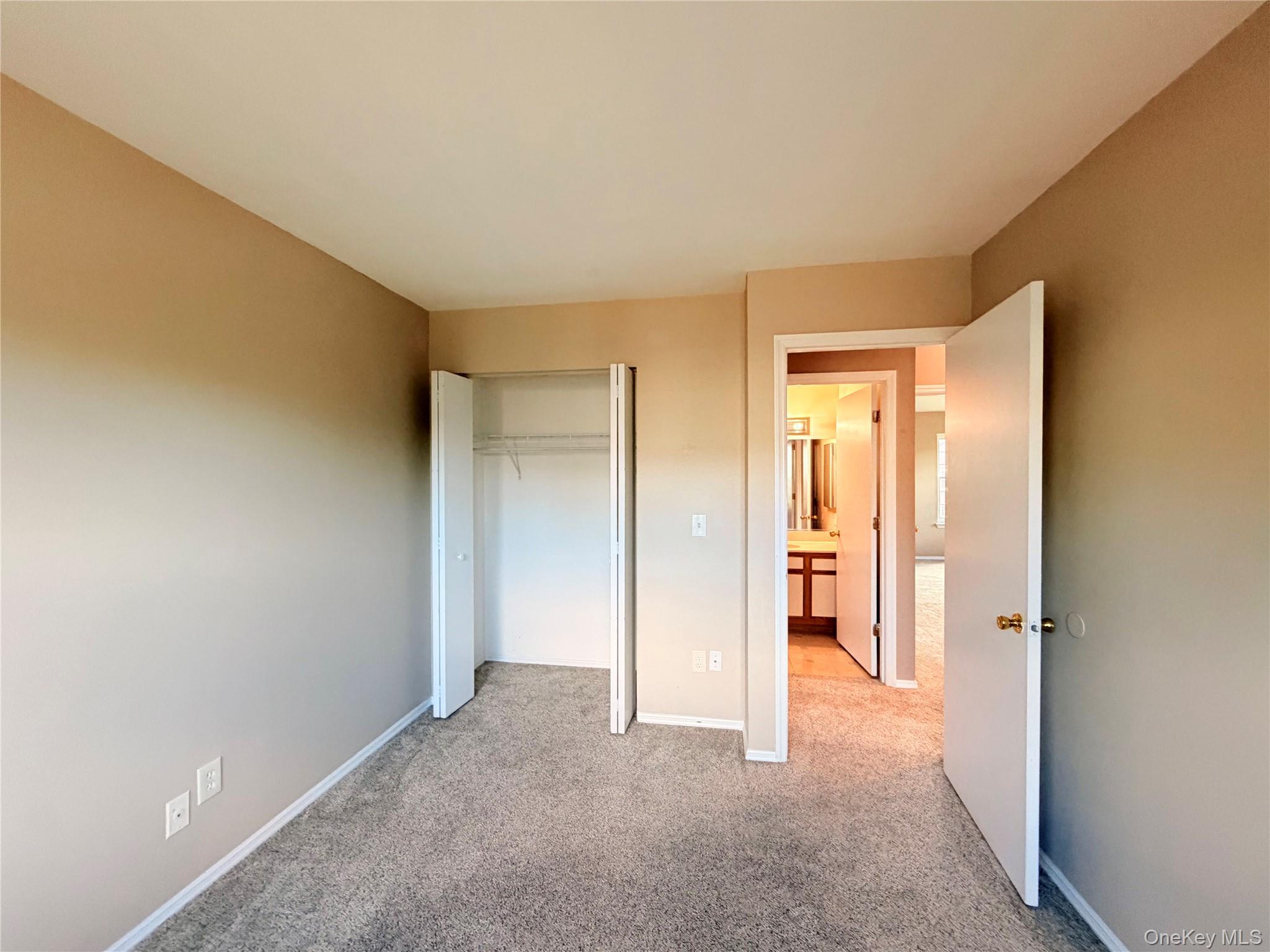 15 Kendal Lane – For Sale photo 20