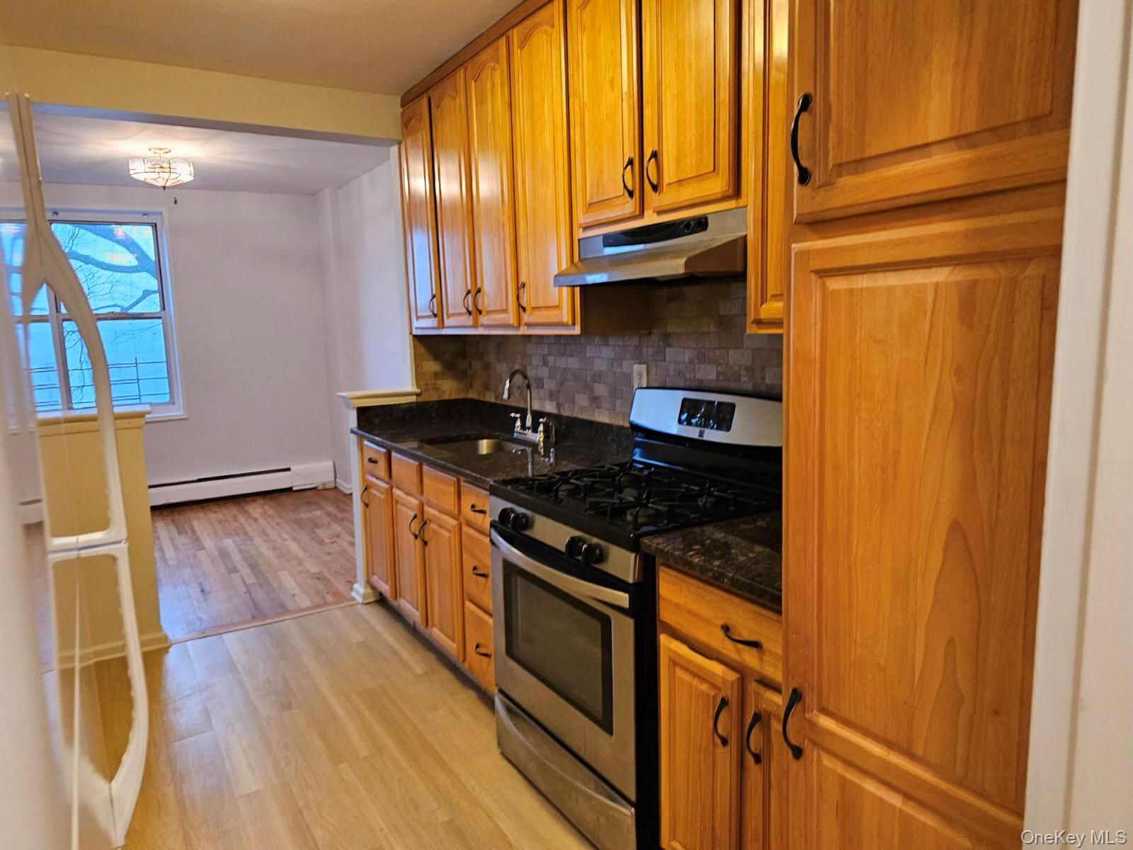 151-05 Cross Island Parkway, Unit 3E photo 3
