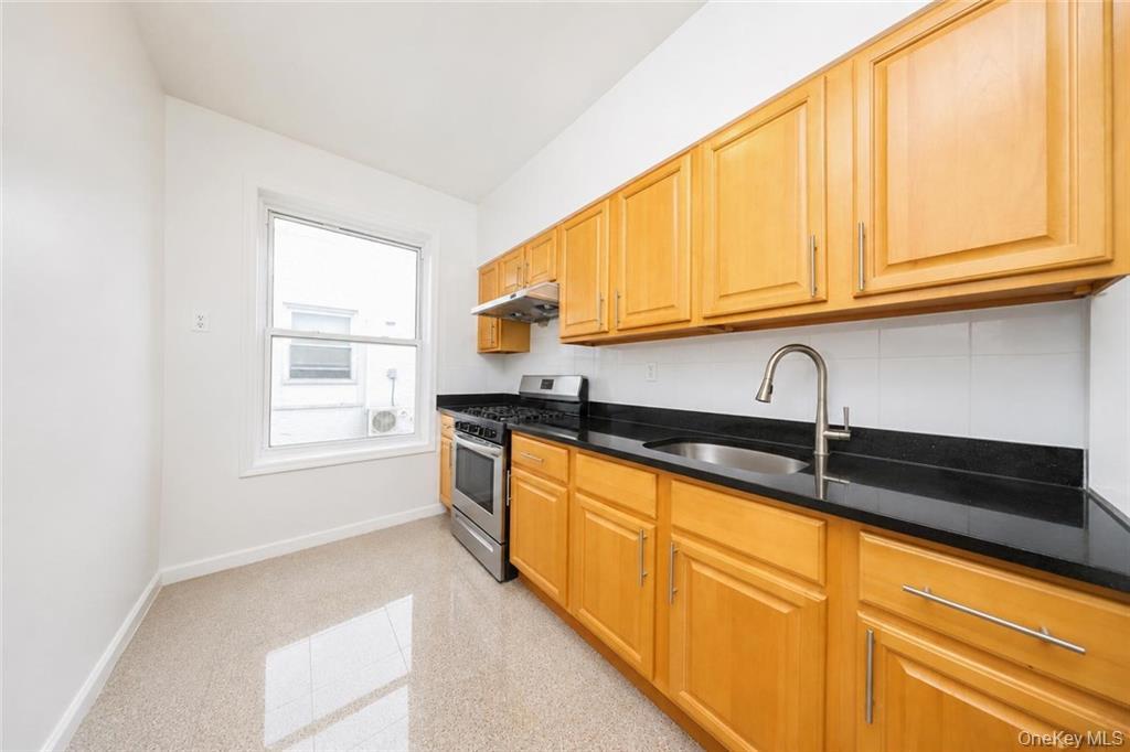 2343 E 22nd Street – For Sale photo 12