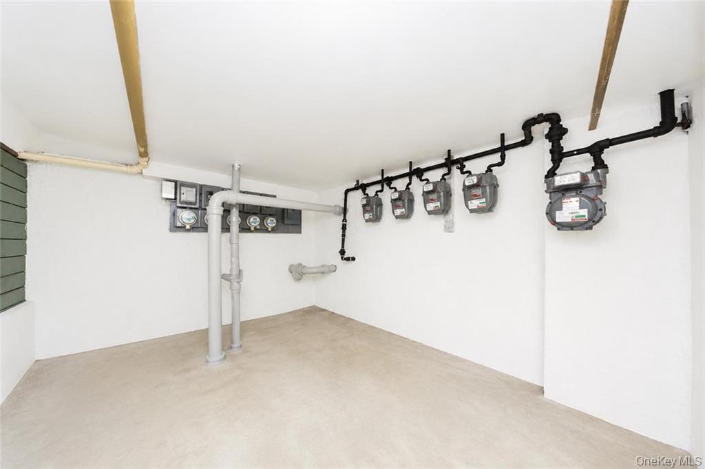 2343 E 22nd Street – For Sale photo 33