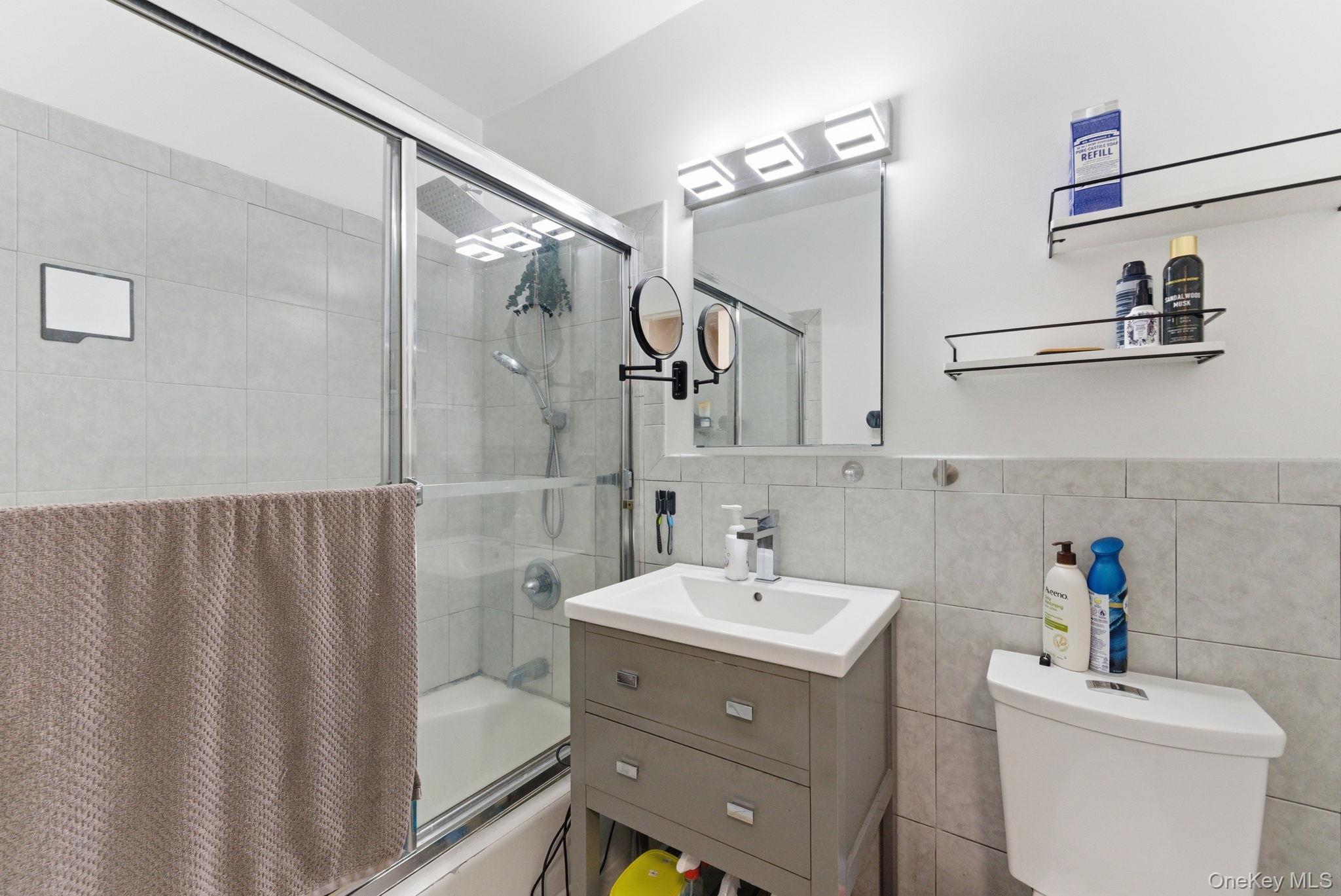 250 N Broadway, Unit 5B photo 10