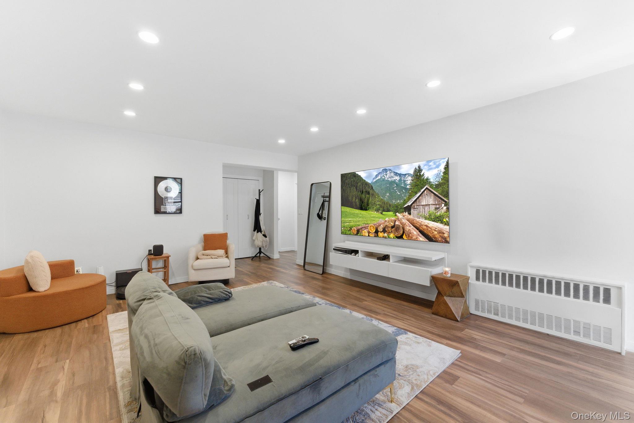 250 N Broadway, Unit 5B photo 6