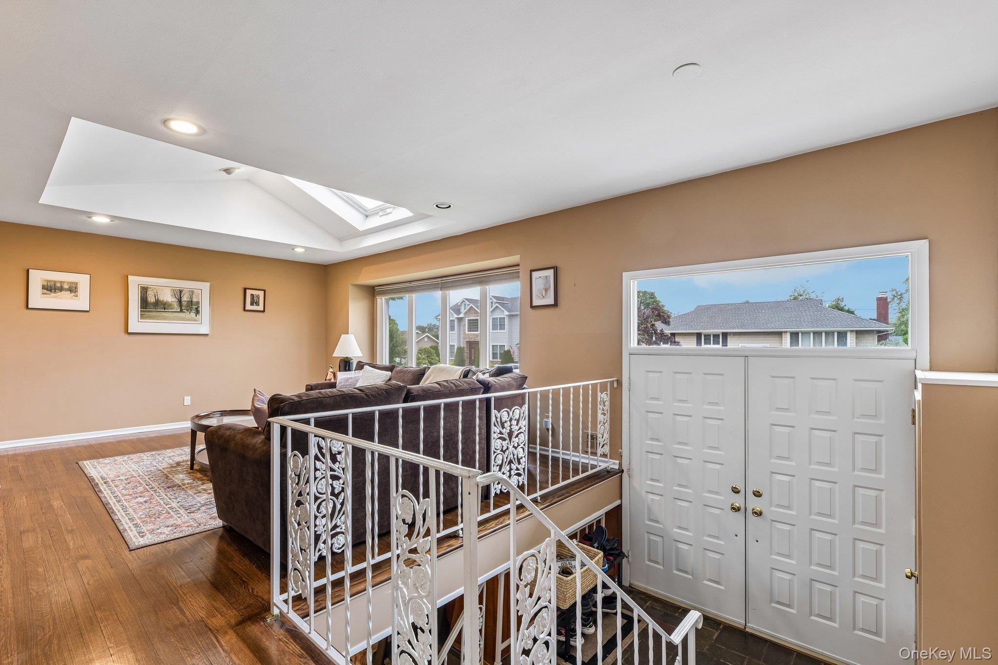 14 Gloria Place – For Sale photo 4