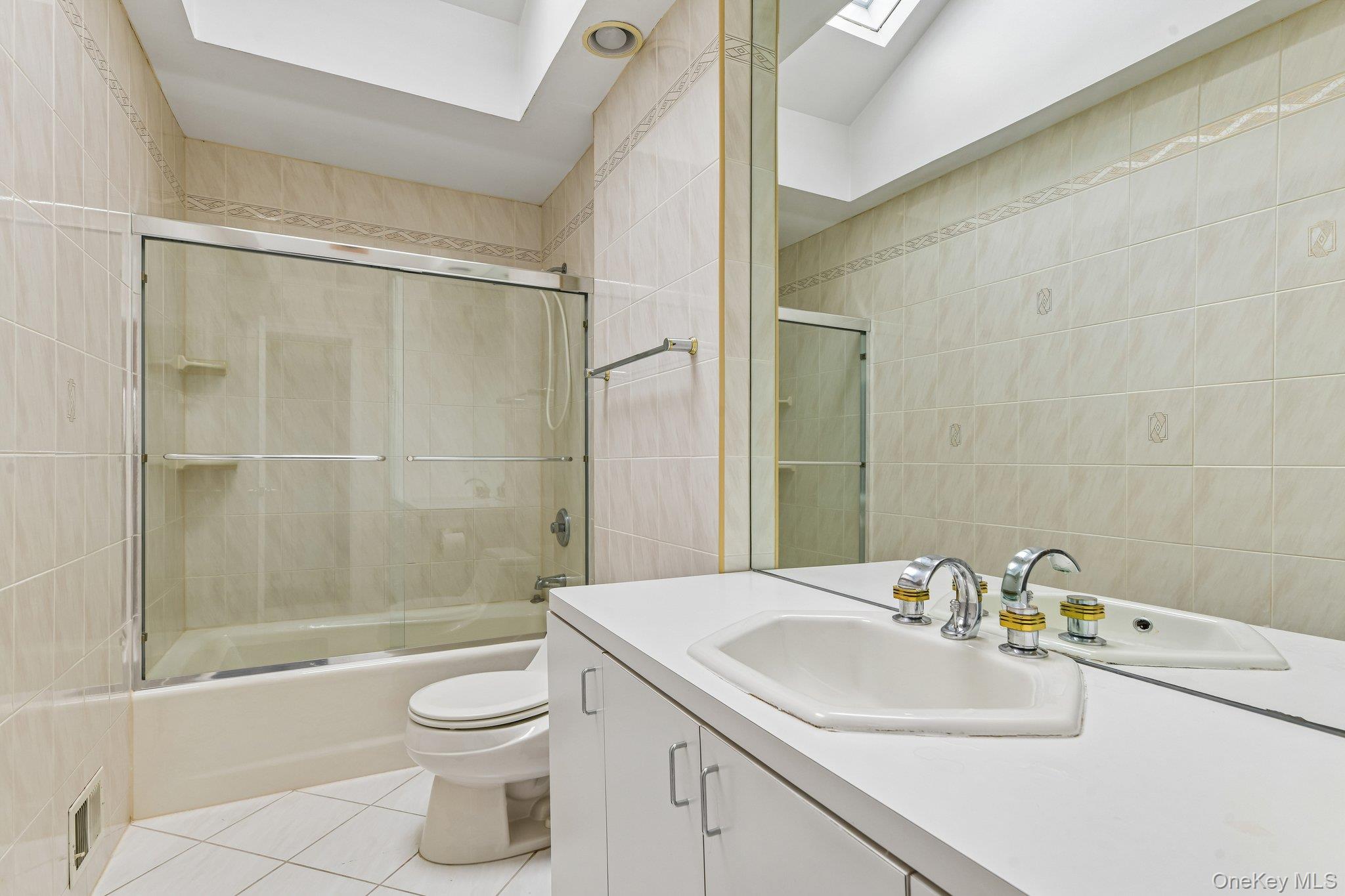 14 Gloria Place – For Sale photo 16