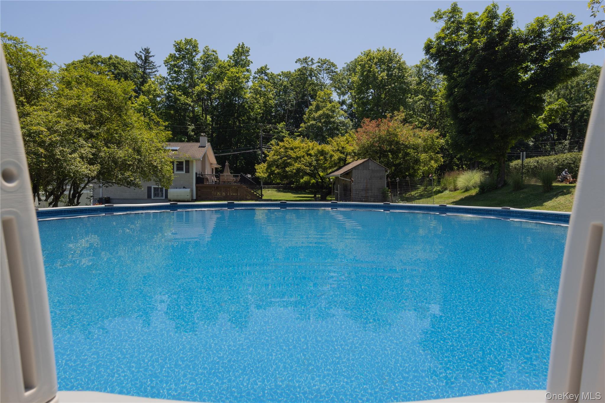 3709 Foothill Street – For Sale photo 34