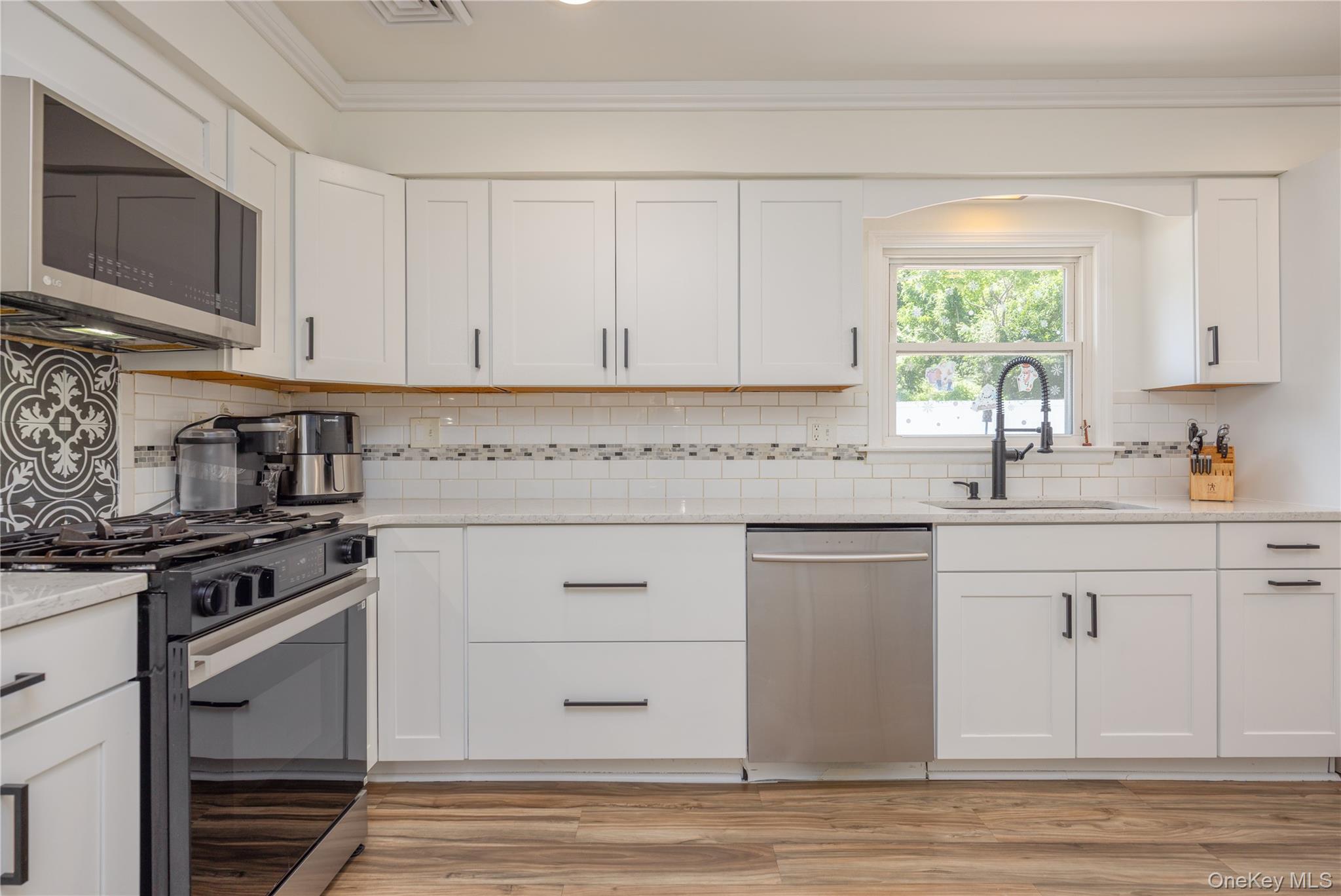 3709 Foothill Street – For Sale photo 14