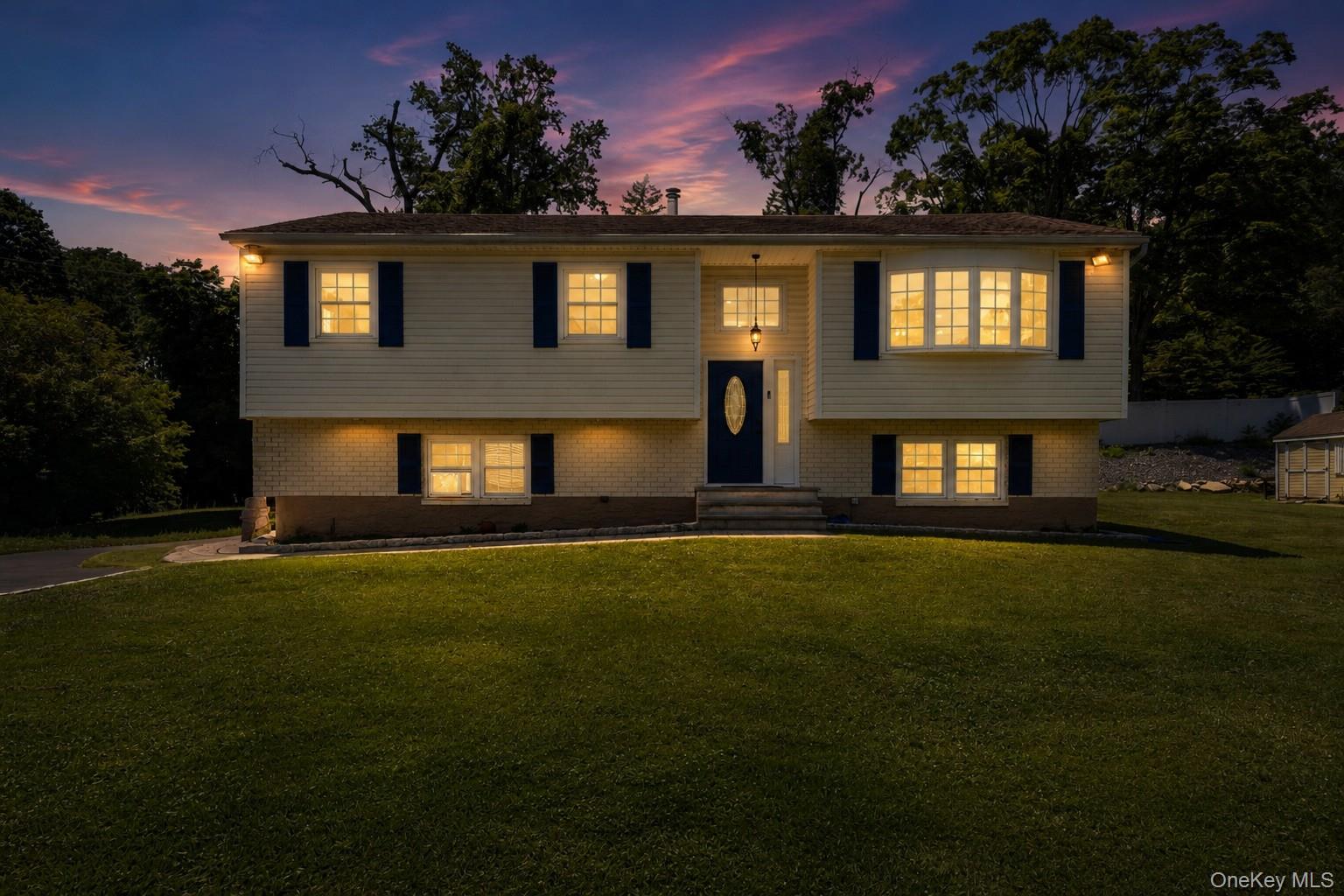 3709 Foothill Street – For Sale
