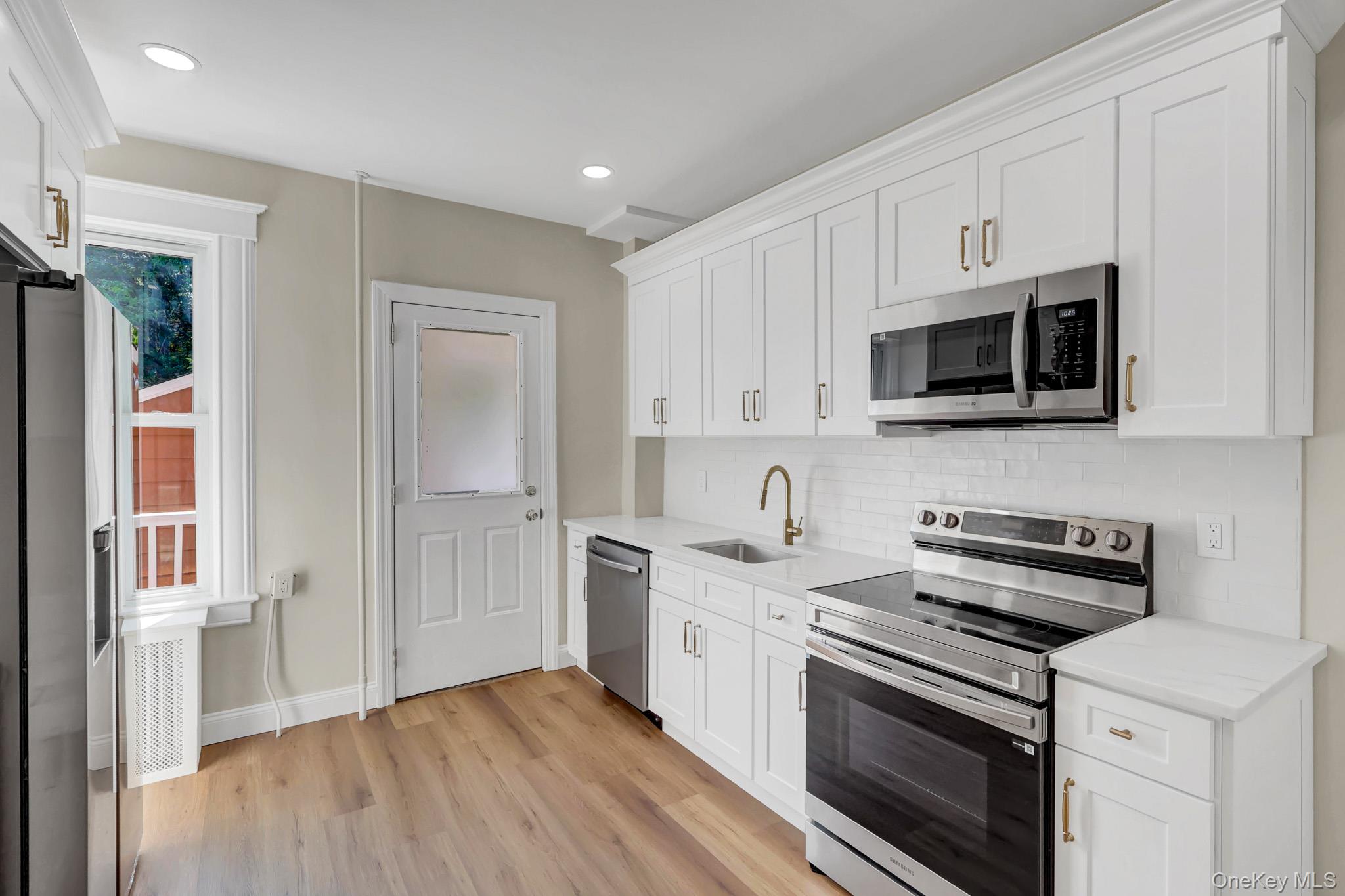 5 Columbia Street – For Sale photo 8