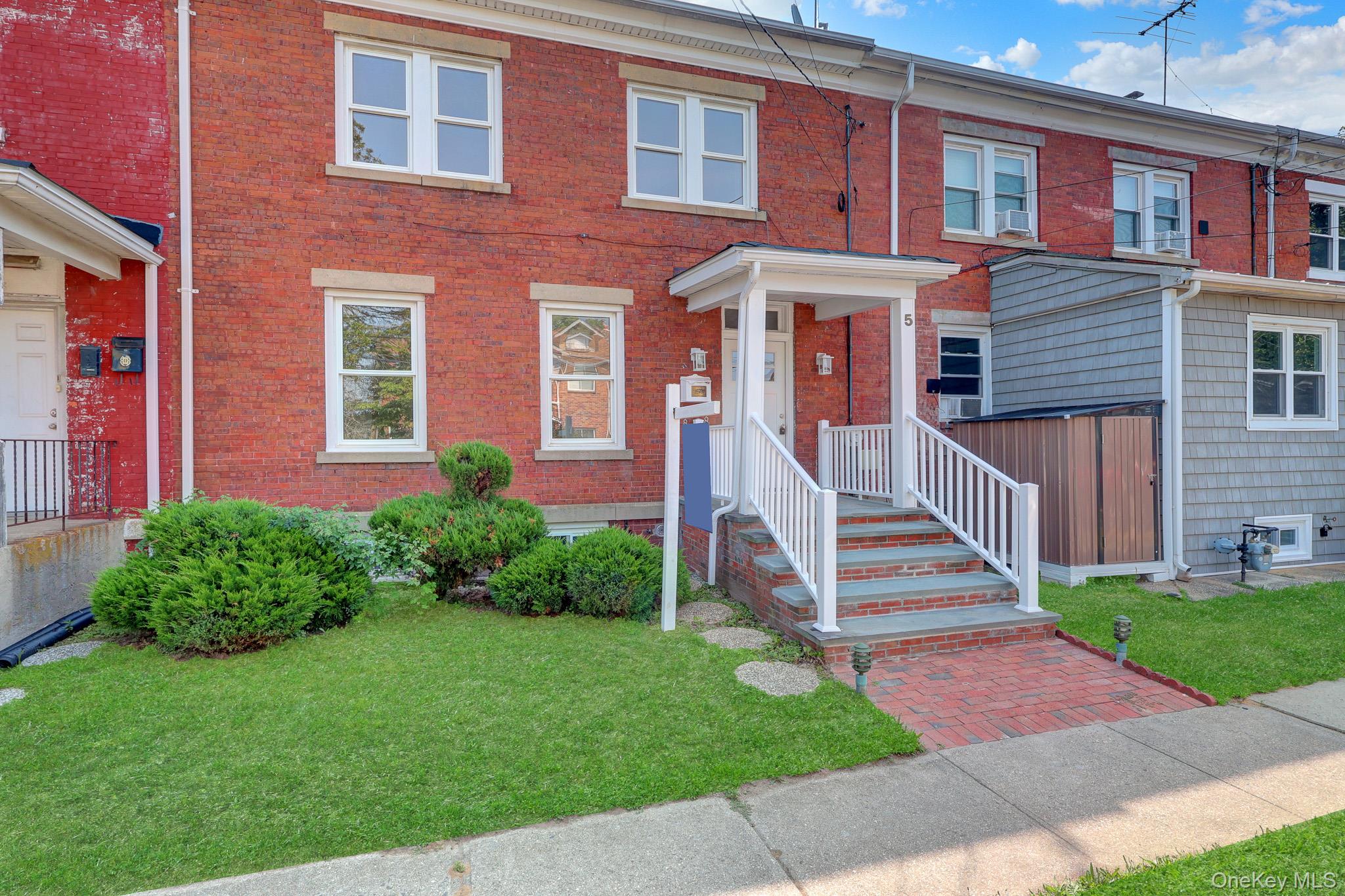 5 Columbia Street – For Sale