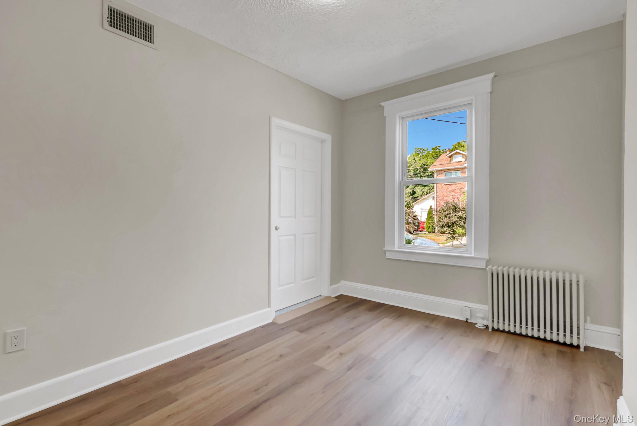 5 Columbia Street – For Sale photo 10