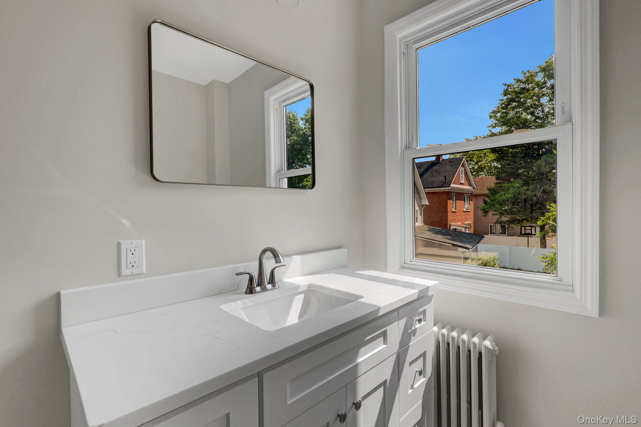 5 Columbia Street – For Sale photo 16