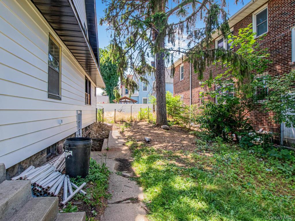 484 E 5th Street – For Sale photo 19