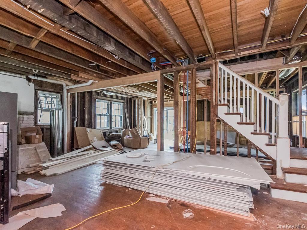 484 E 5th Street – For Sale photo 4