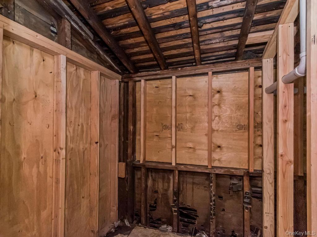 484 E 5th Street – For Sale photo 11