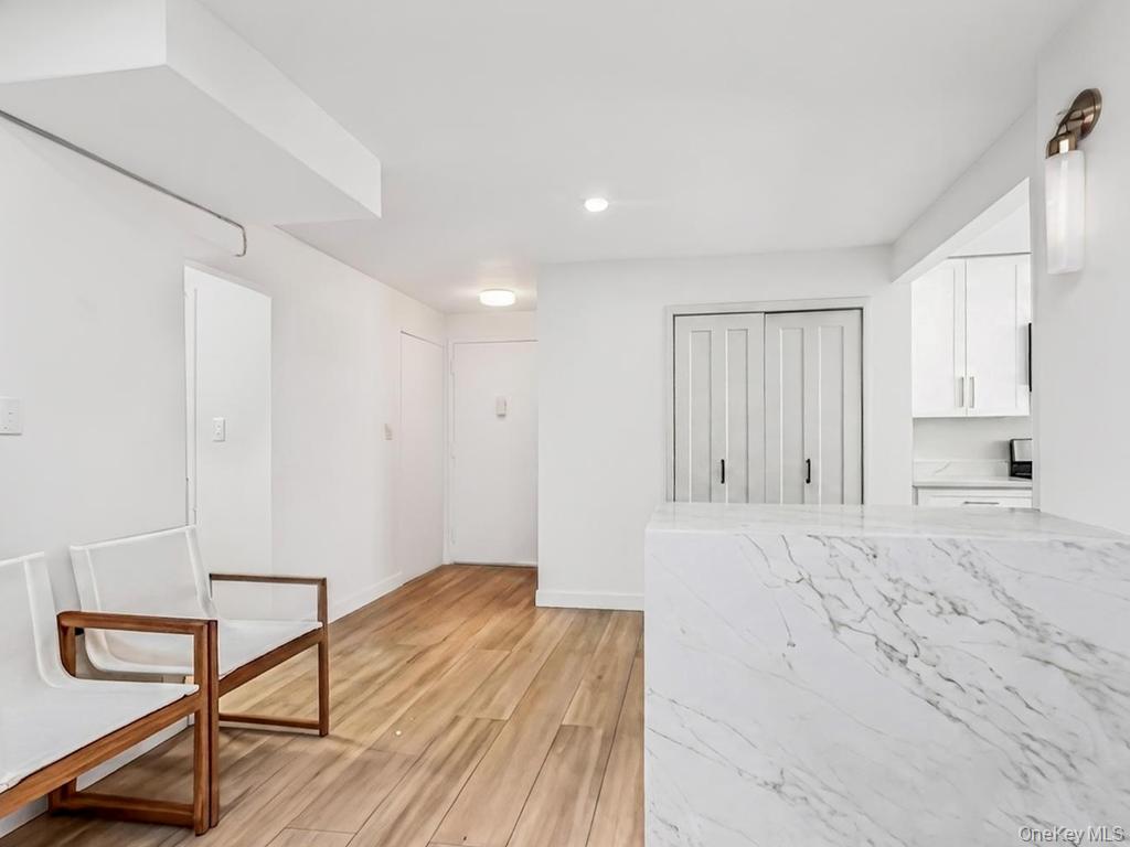 2750 Johnson Avenue, Unit 4 photo 4