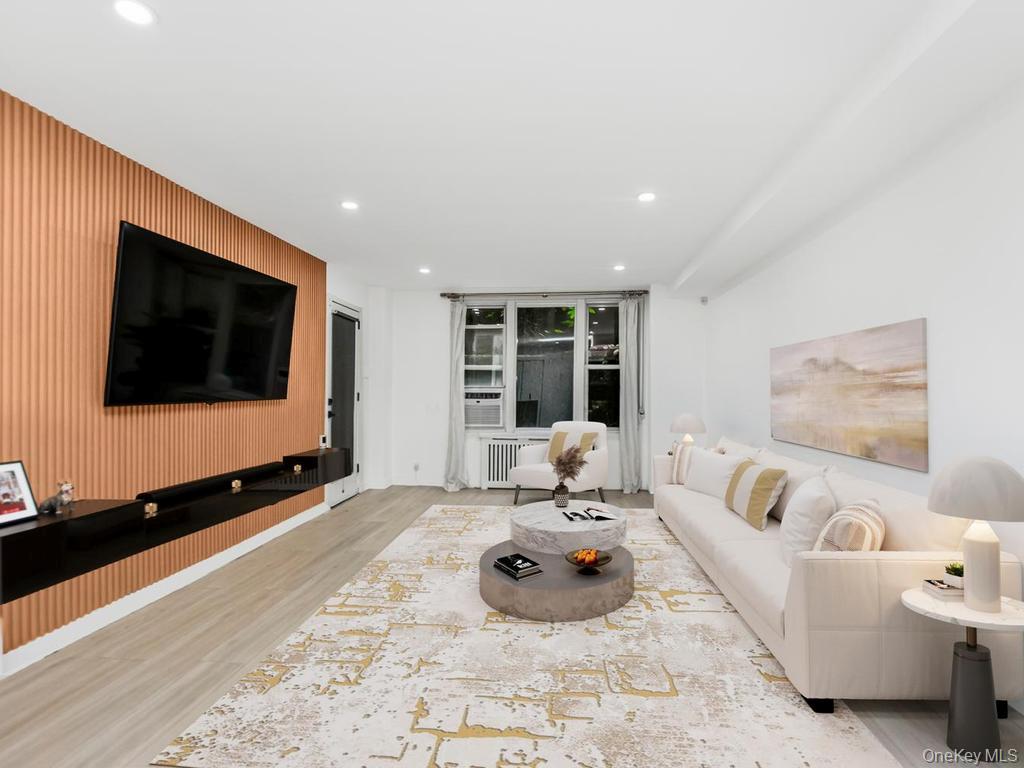 2750 Johnson Avenue, Unit 4 photo 3