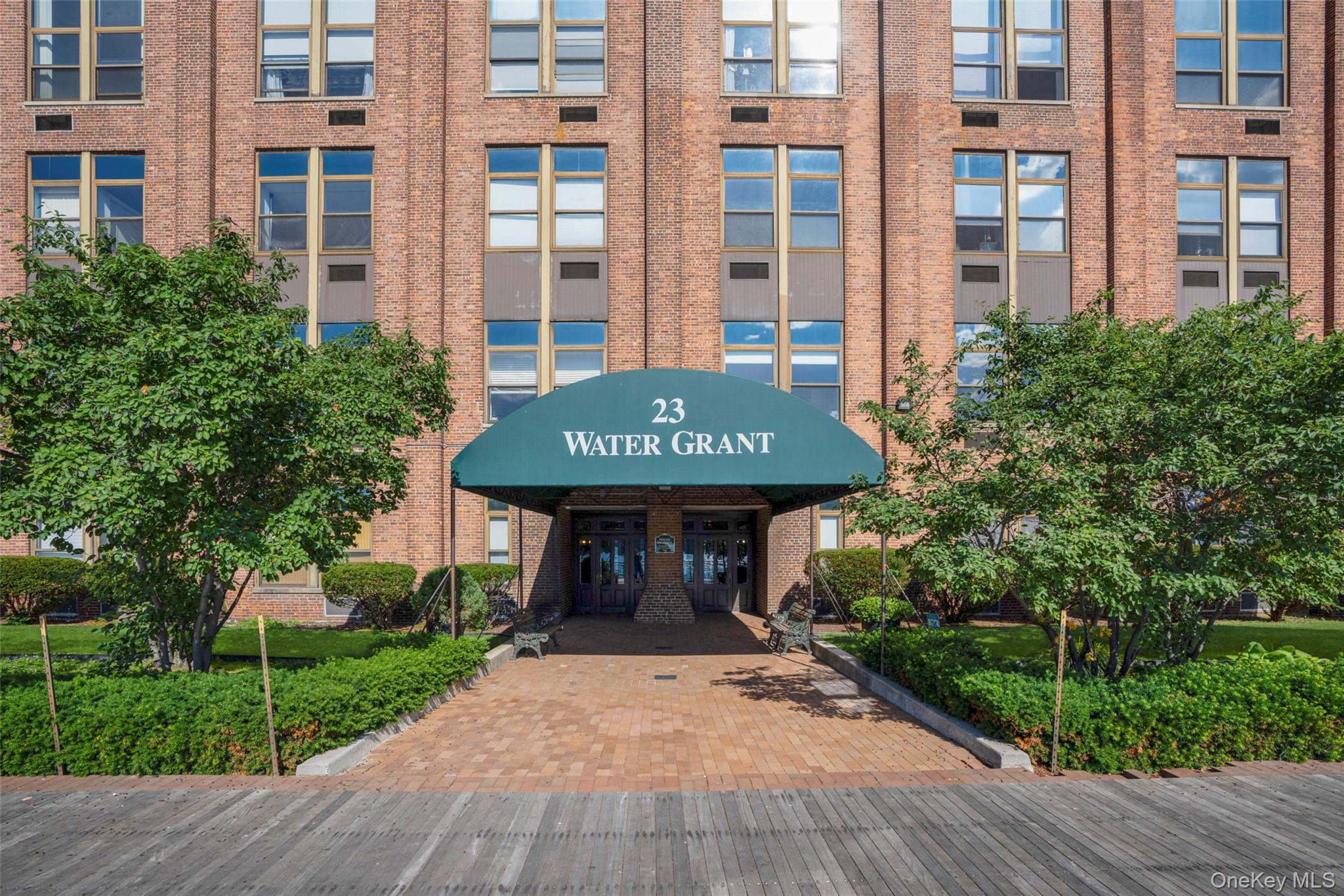23 Water Grant Street, Unit 4N