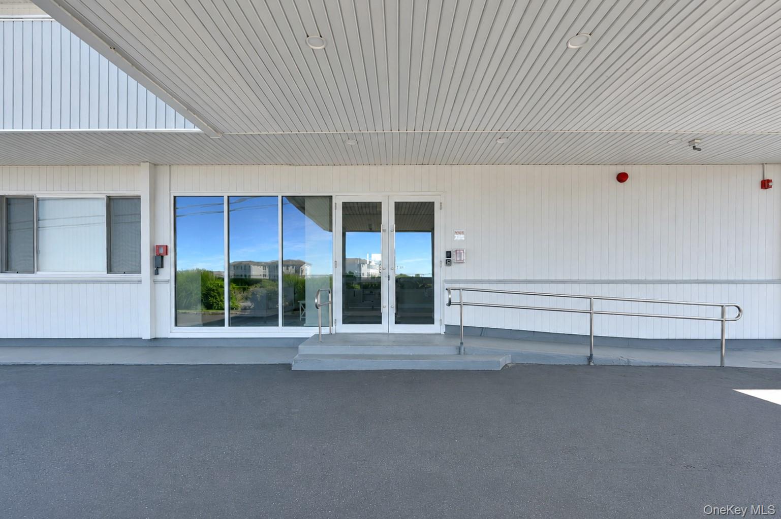 585 Dune Road, Unit A-21 photo 21