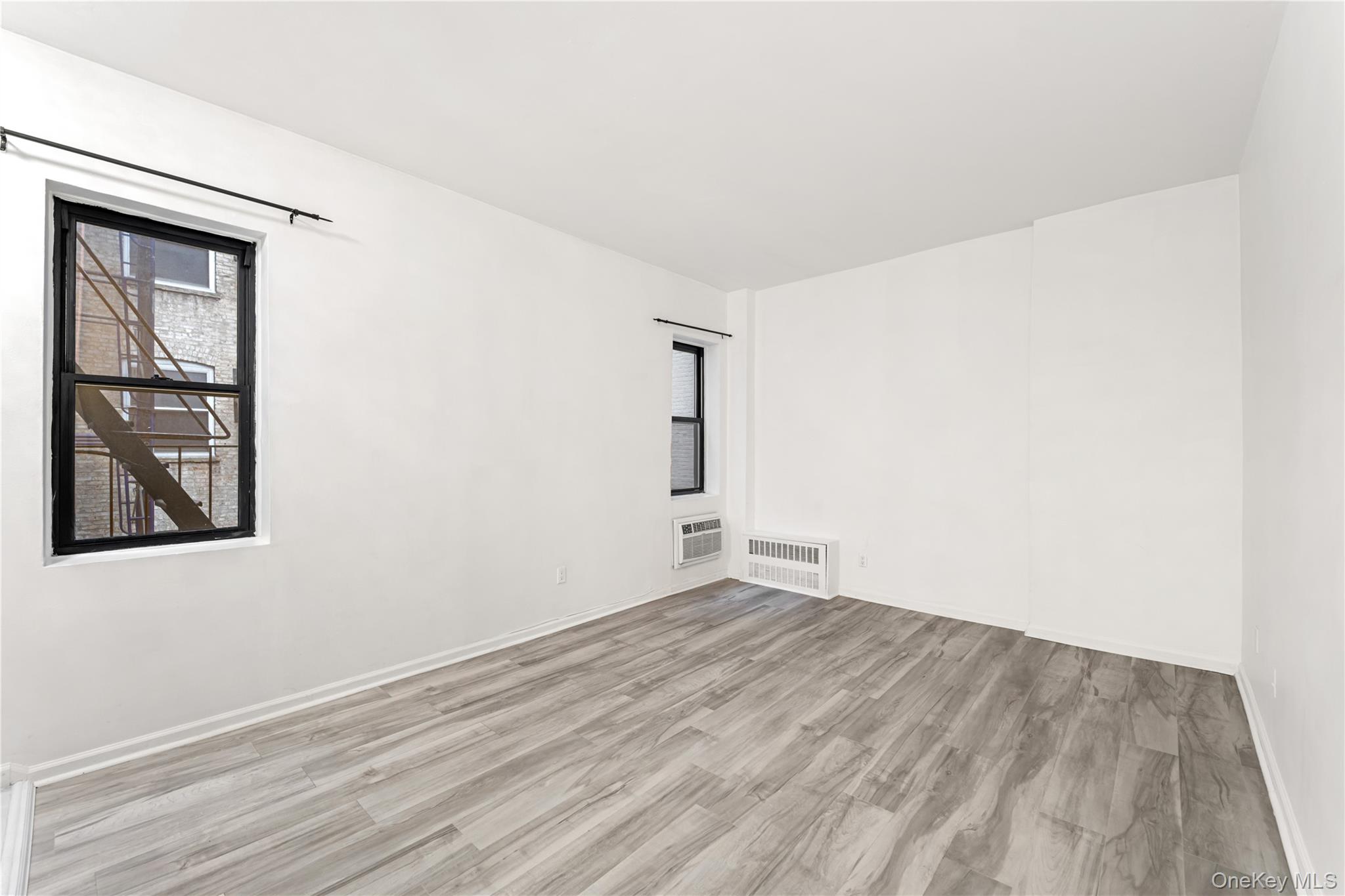 152 E 35th Street, Unit 5H photo 7