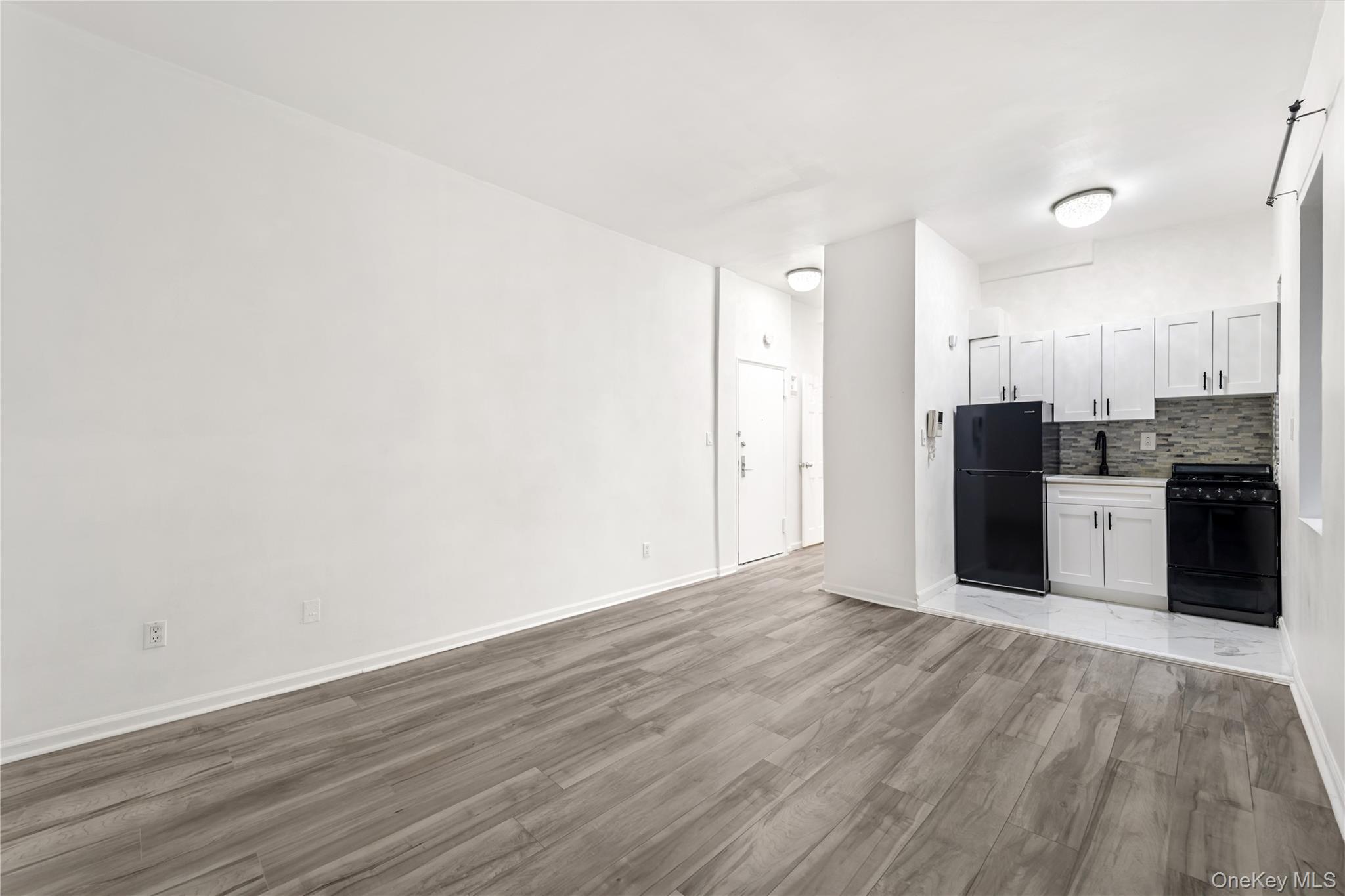 152 E 35th Street, Unit 5H photo 8