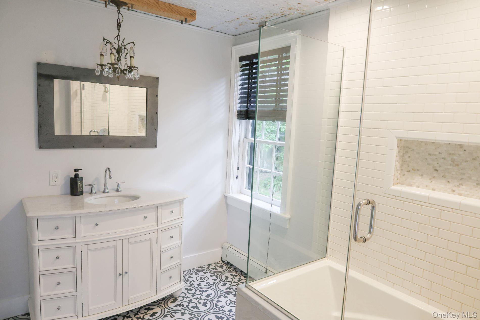 5012 Albany Post – For Sale photo 27