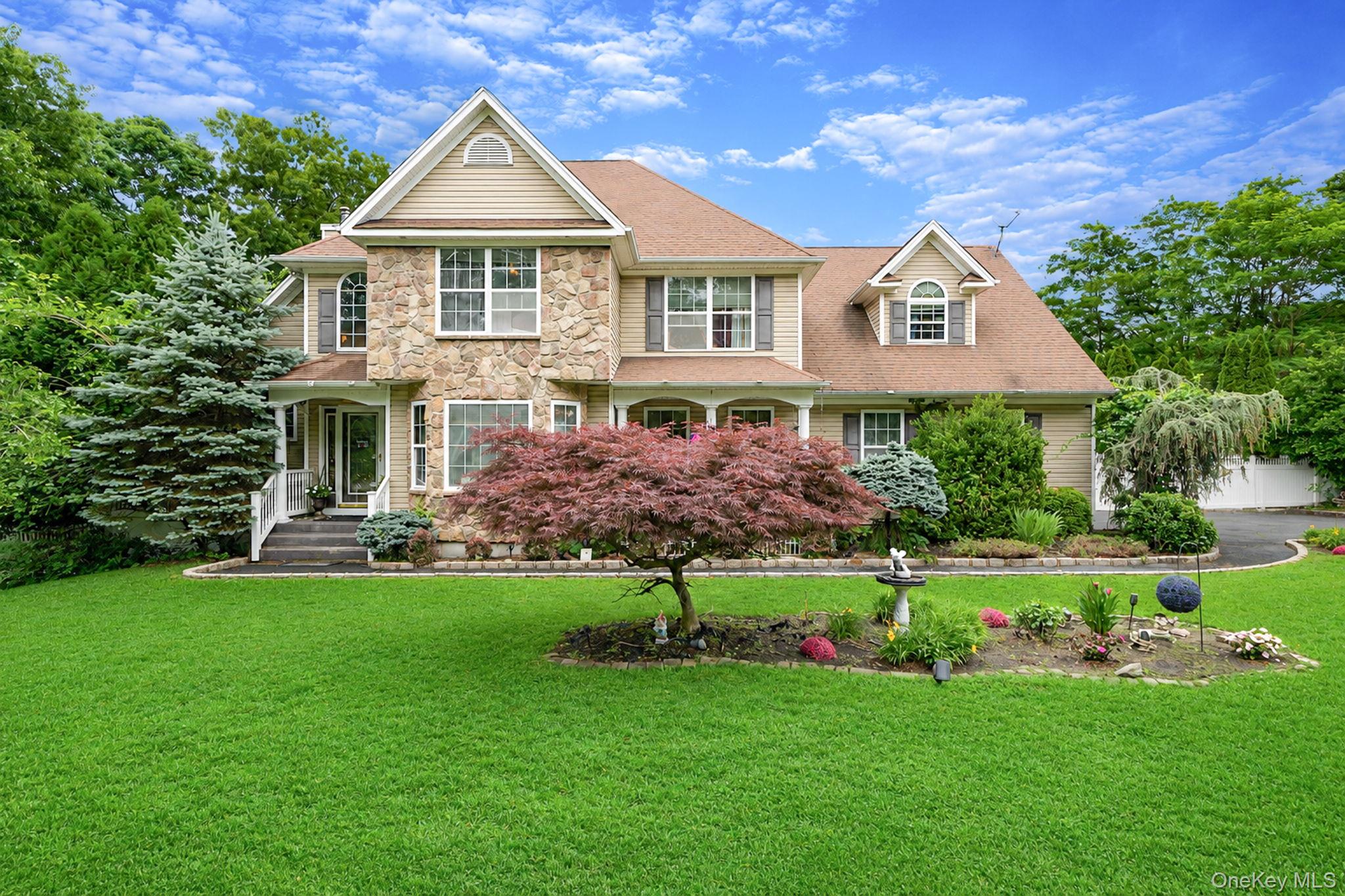 17 Holmes Avenue – For Sale