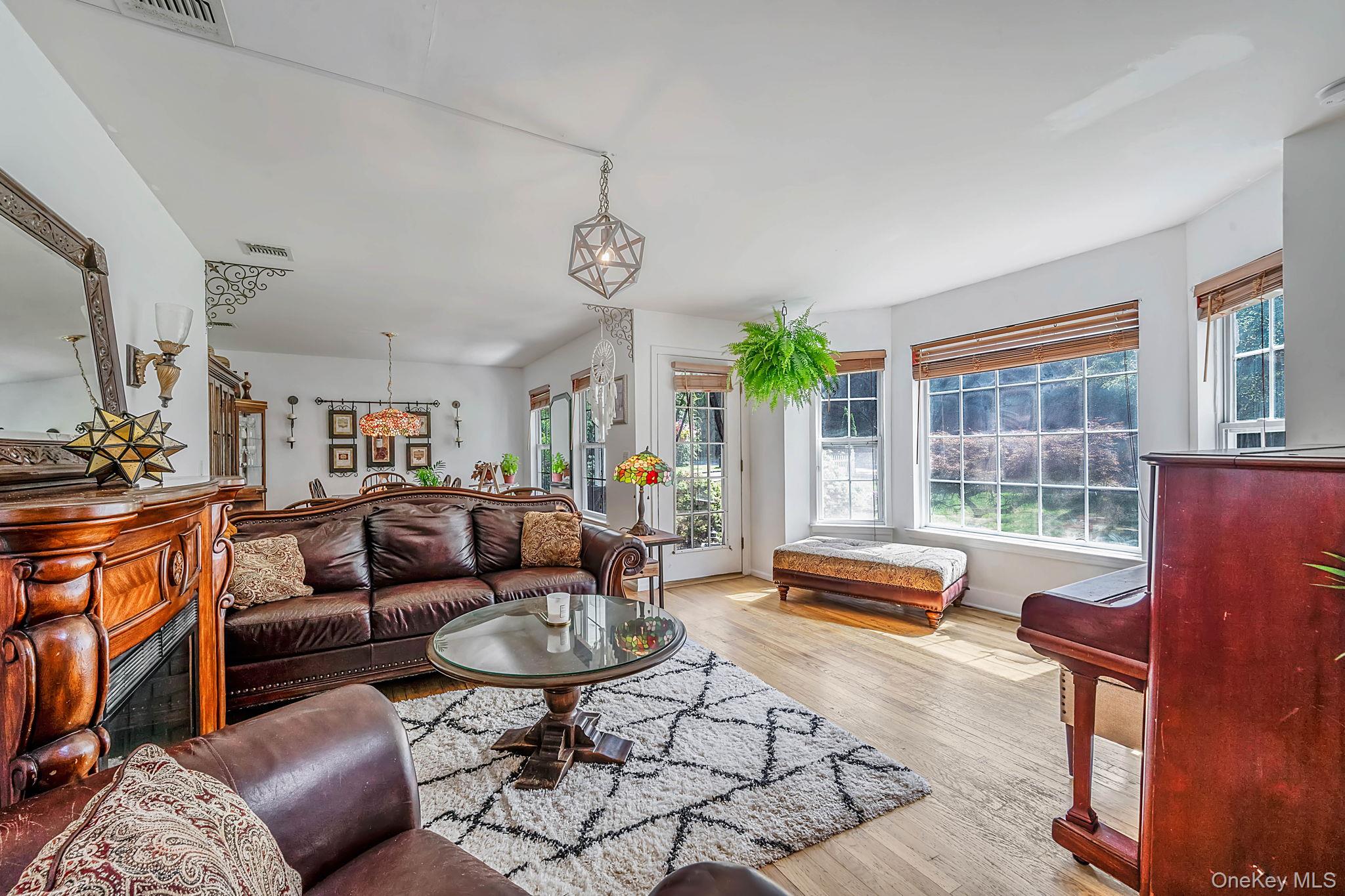 17 Holmes Avenue – For Sale photo 4