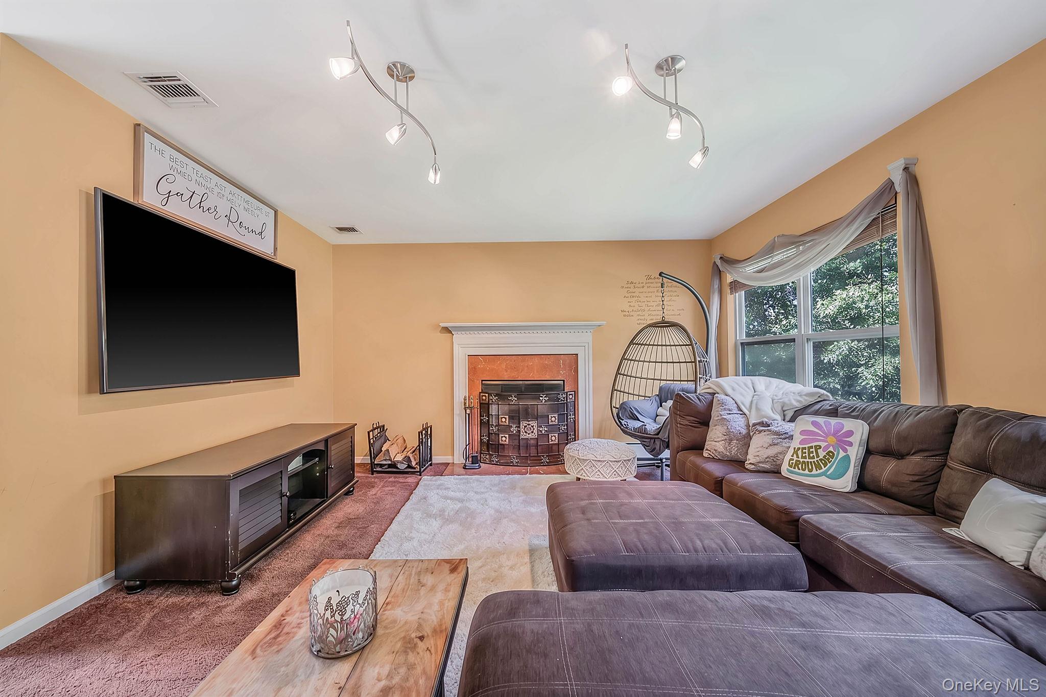 17 Holmes Avenue – For Sale photo 9