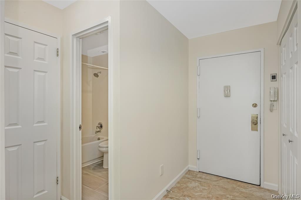 2 Richmond Road, Unit 6M photo 15