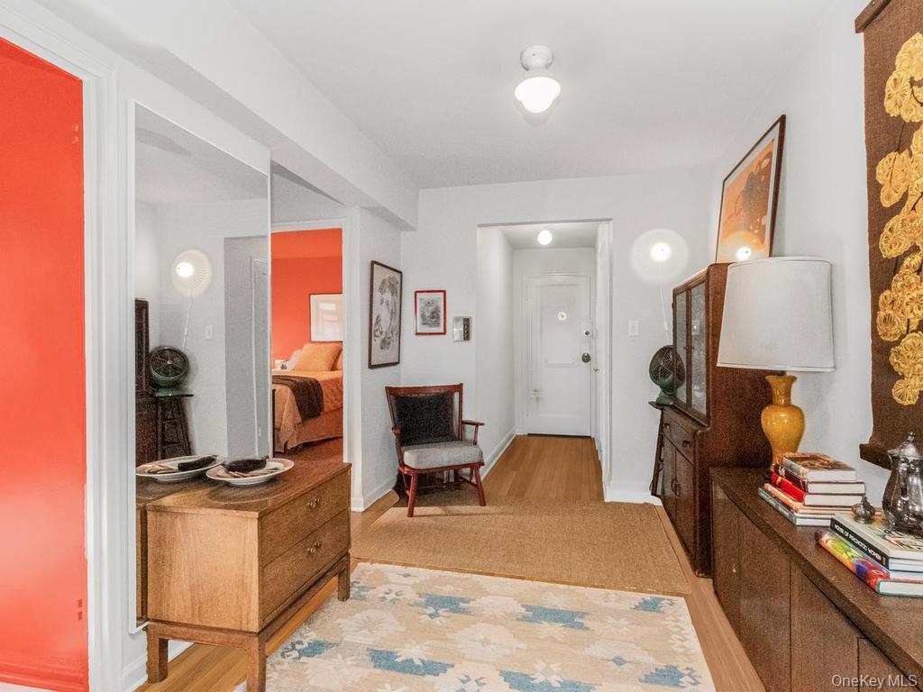 3840 Greystone Avenue, Unit 6P photo 8