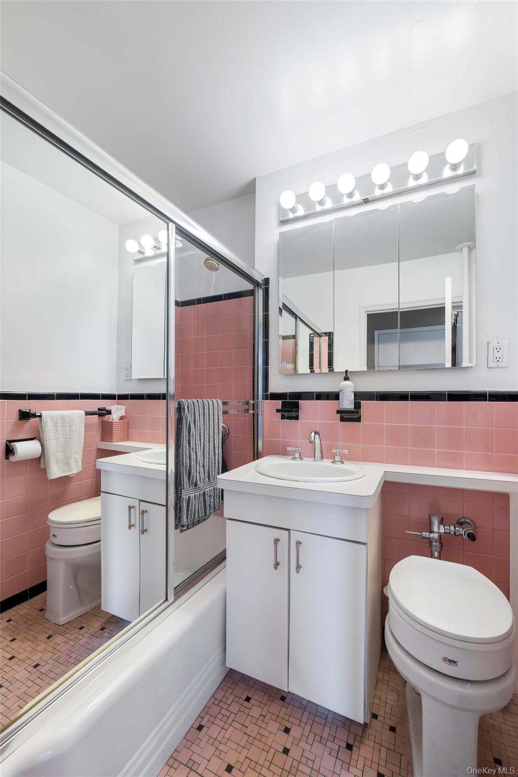 3135 Johnson Avenue, Unit 11C photo 8