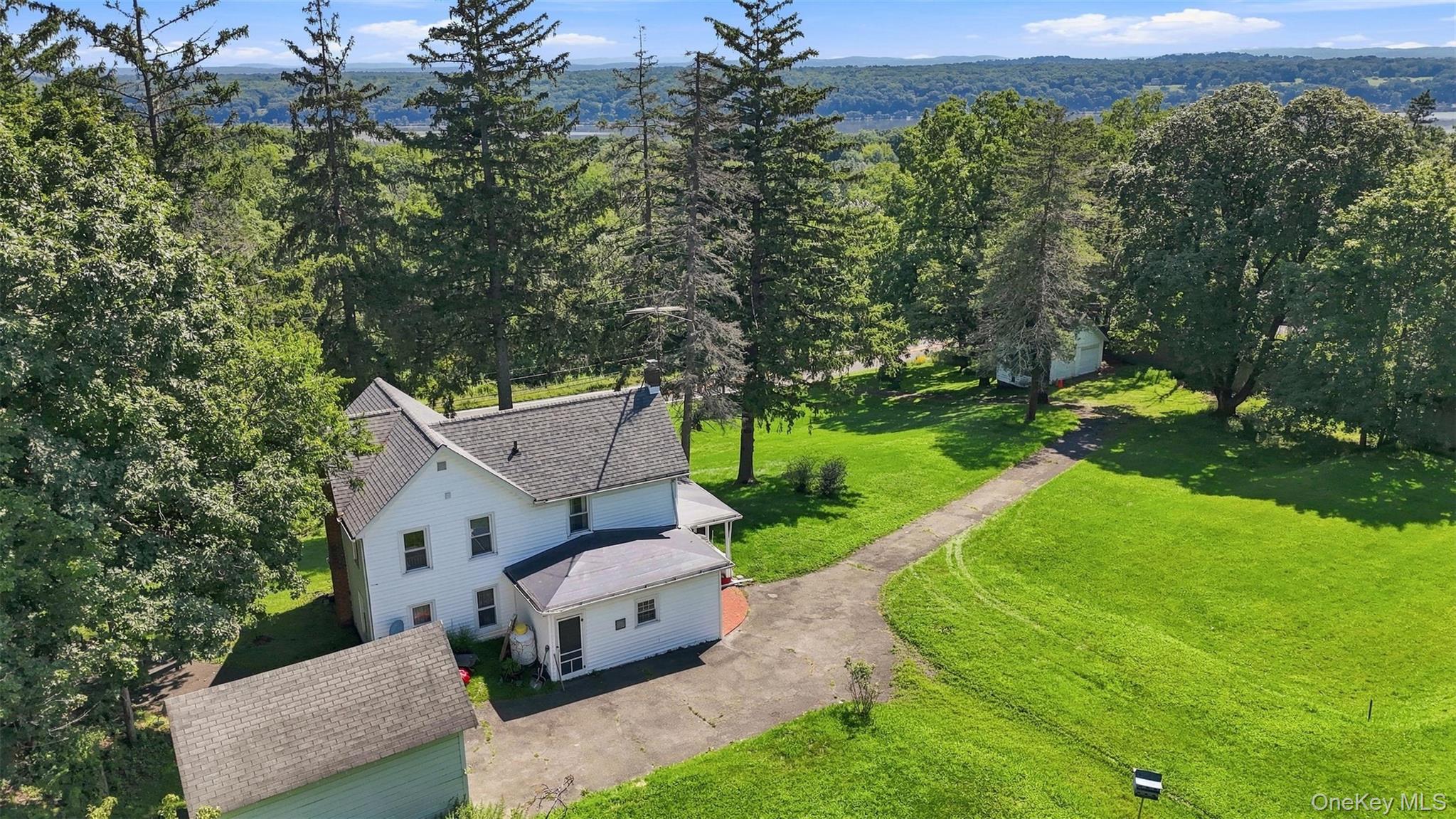 4073 Route 9W – For Sale photo 3