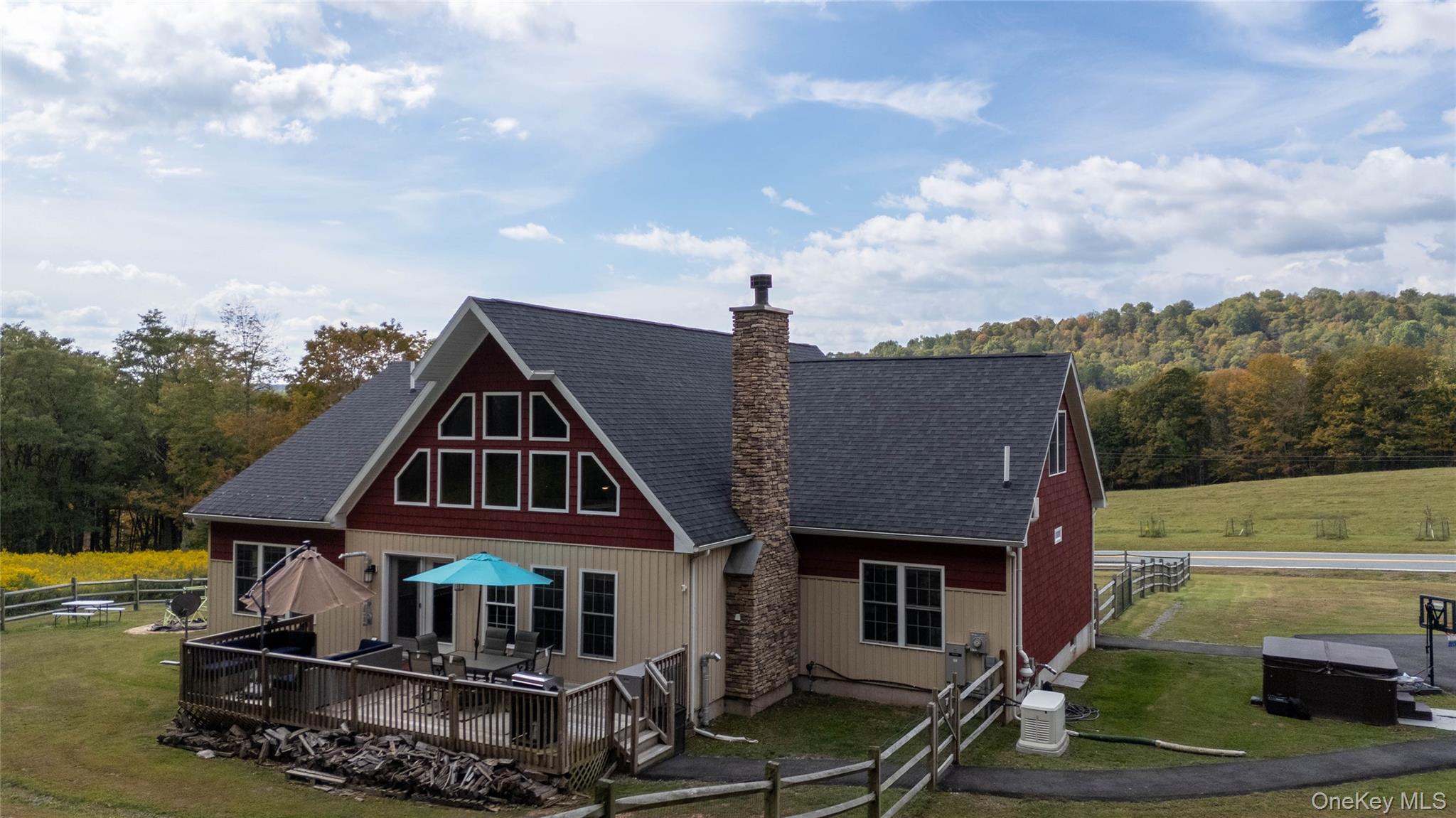336 County Road – For Sale photo 2