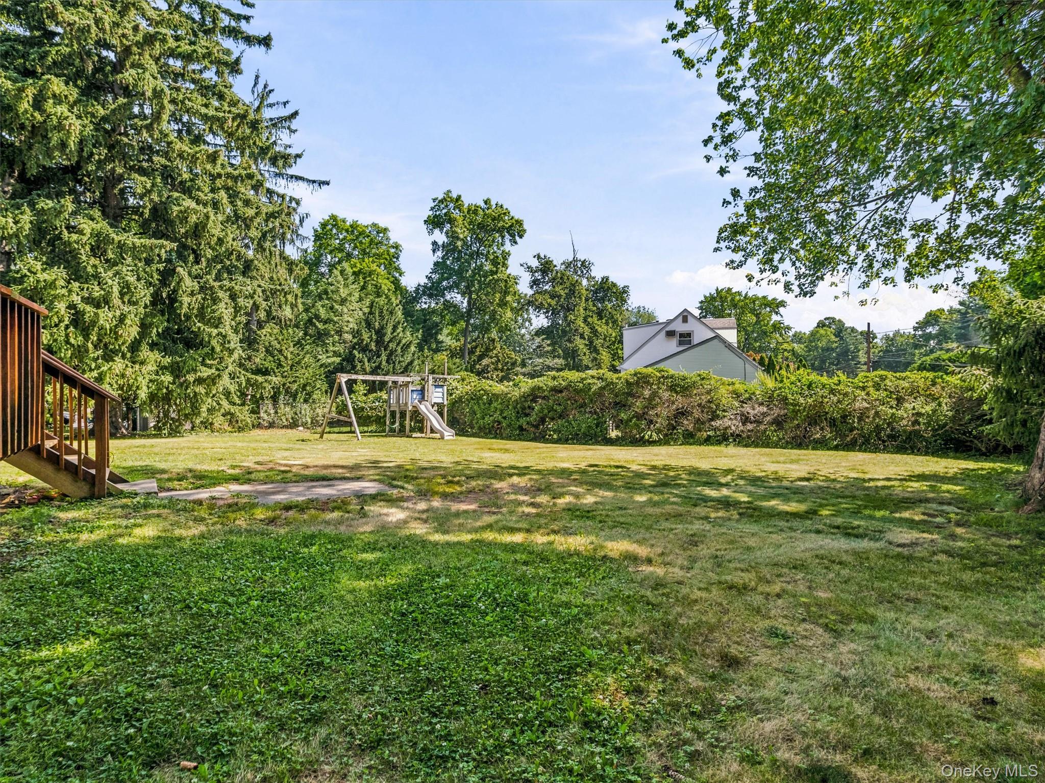 11 Hollow Drive – For Sale photo 30