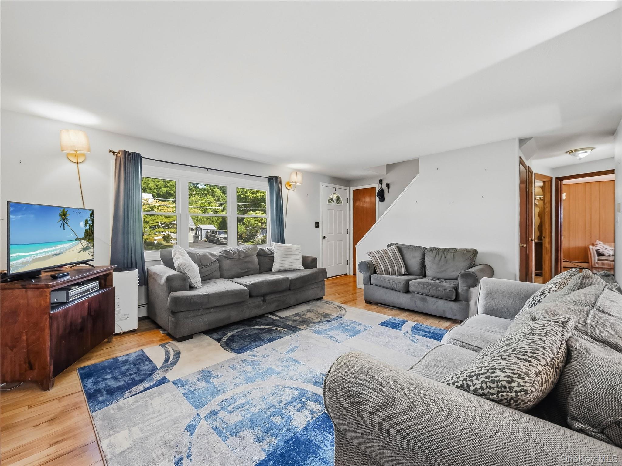11 Hollow Drive – For Sale photo 8