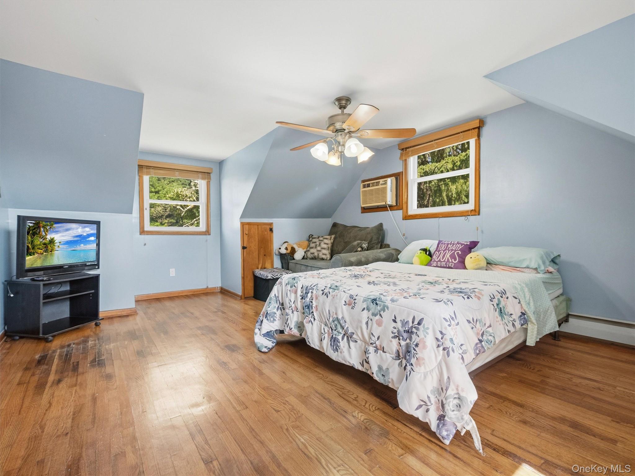 11 Hollow Drive – For Sale photo 23