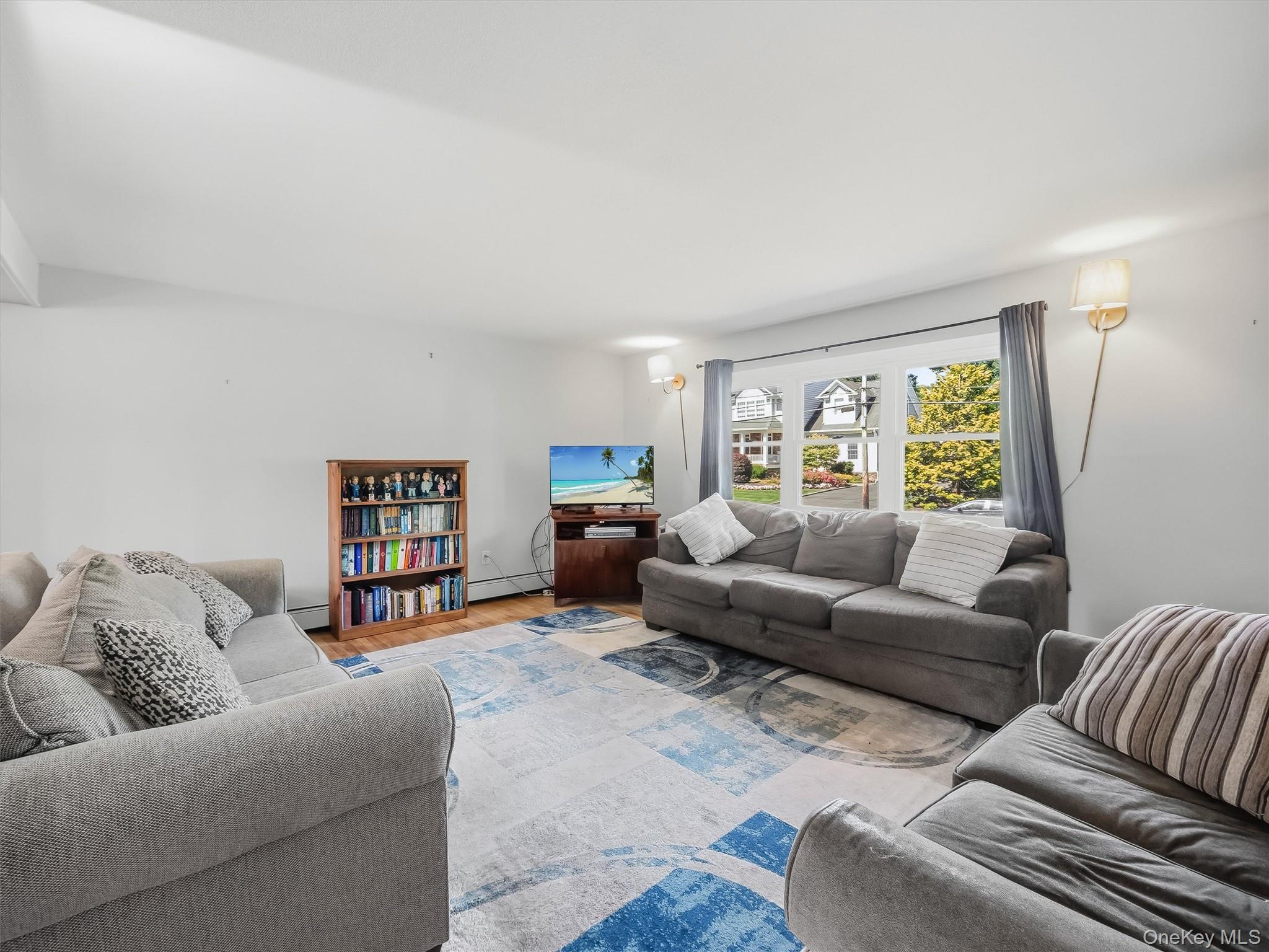 11 Hollow Drive – For Sale photo 4