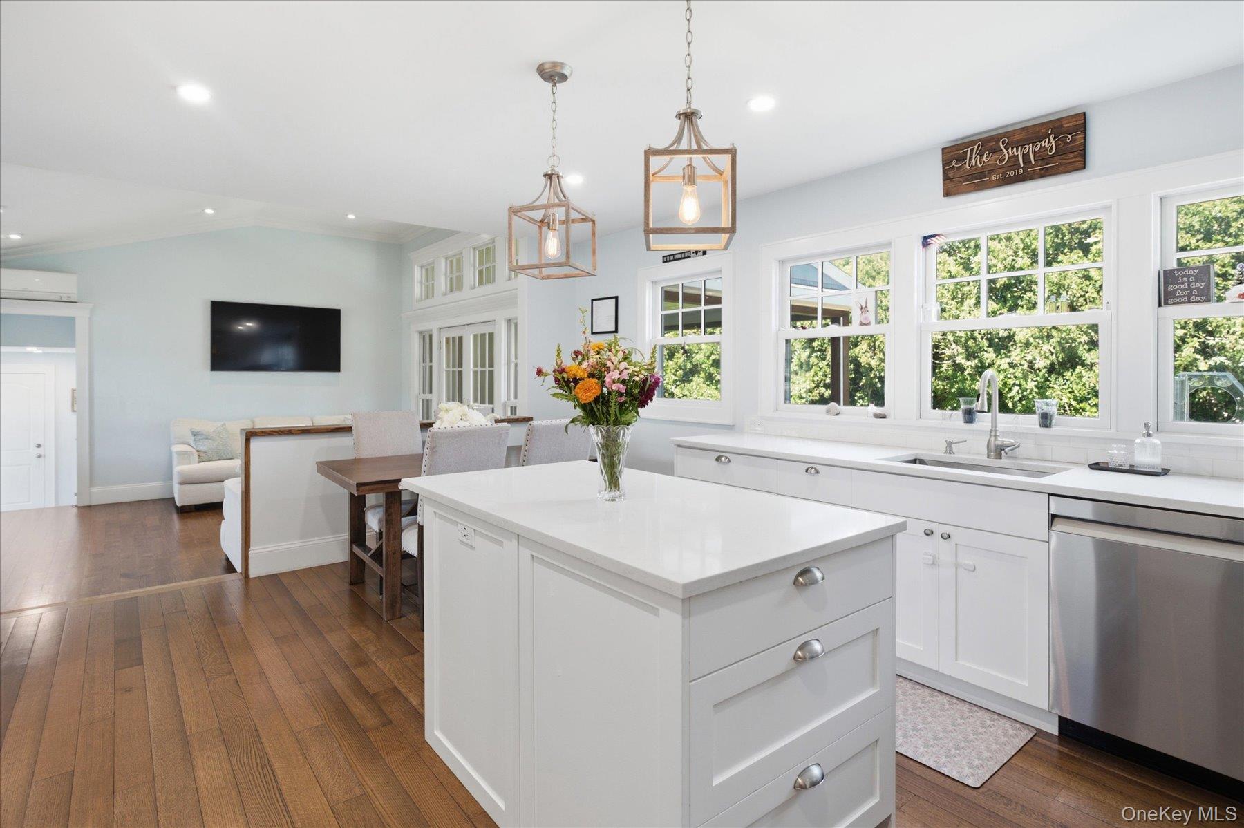 7 Vine Street – For Sale photo 9