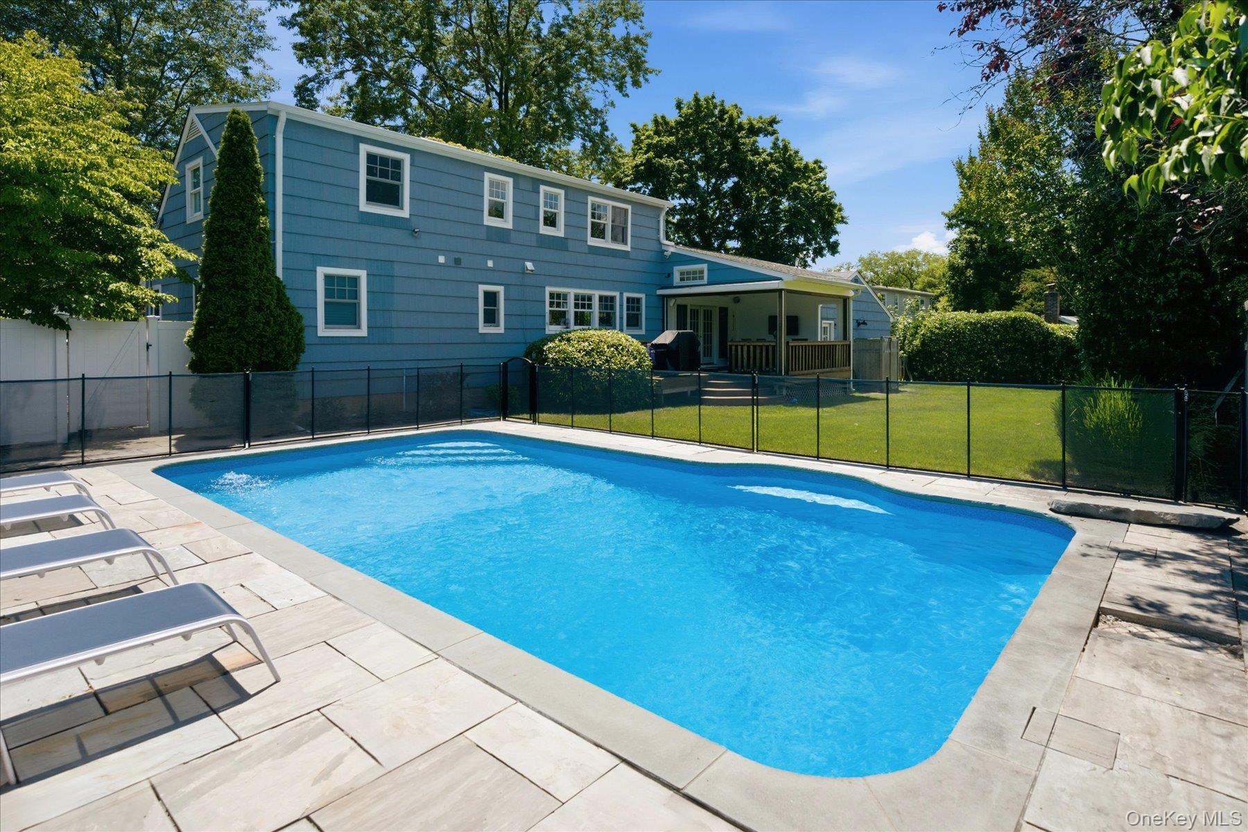 7 Vine Street – For Sale photo 28
