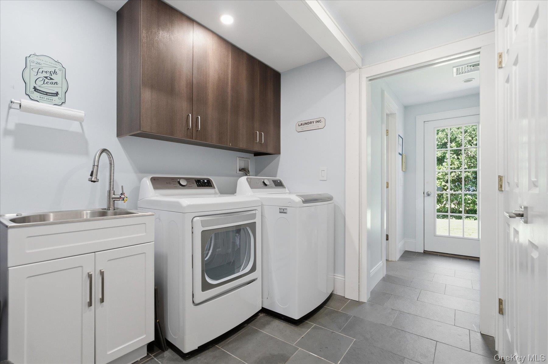 7 Vine Street – For Sale photo 6
