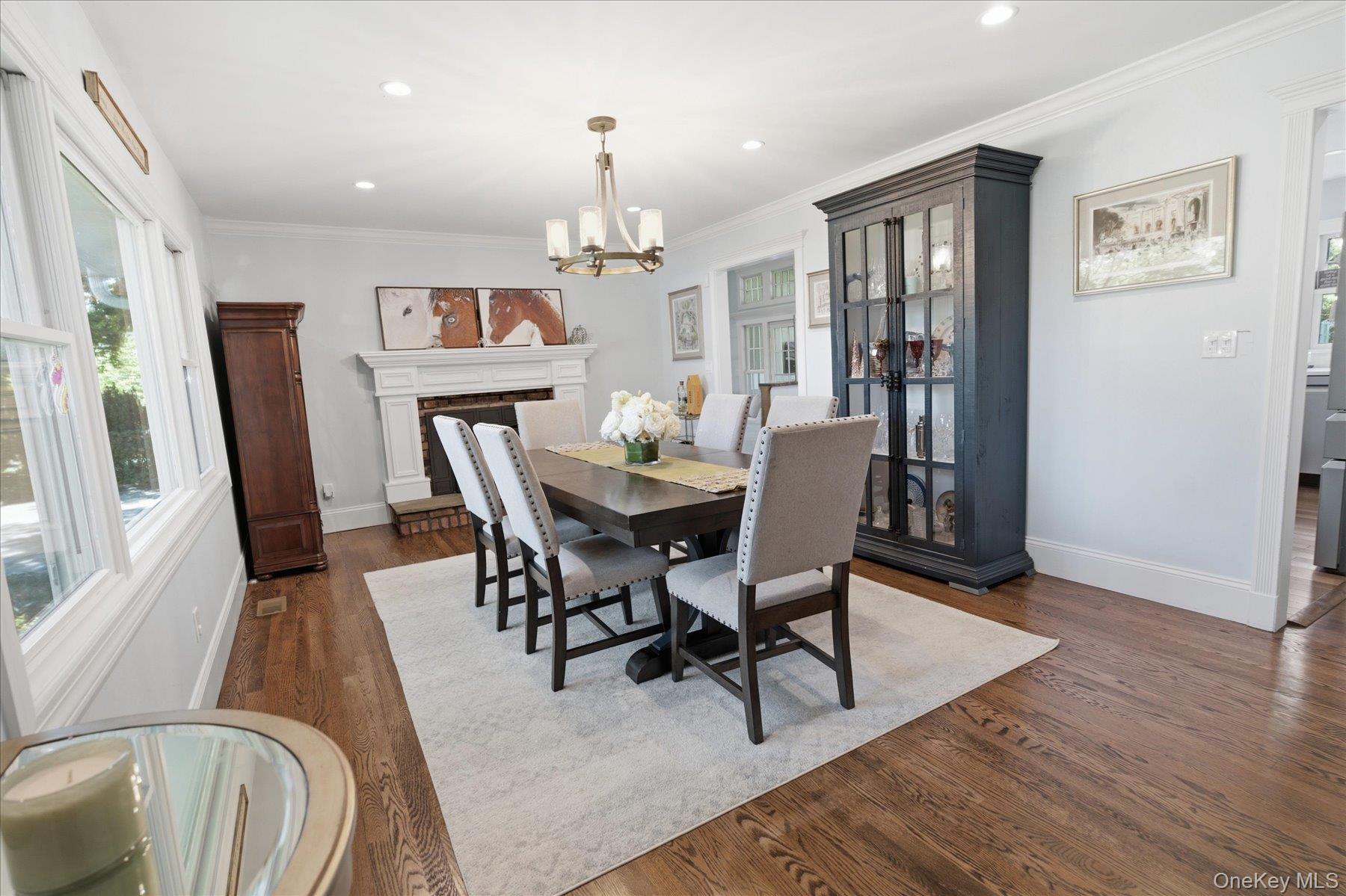 7 Vine Street – For Sale photo 2