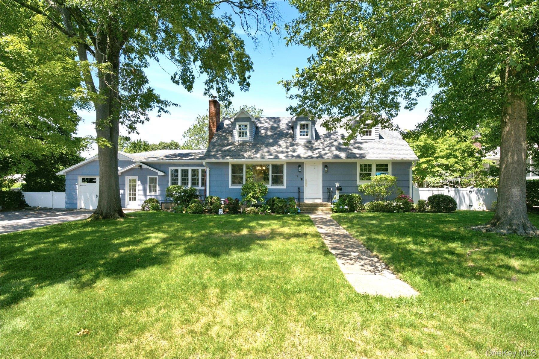 7 Vine Street – For Sale