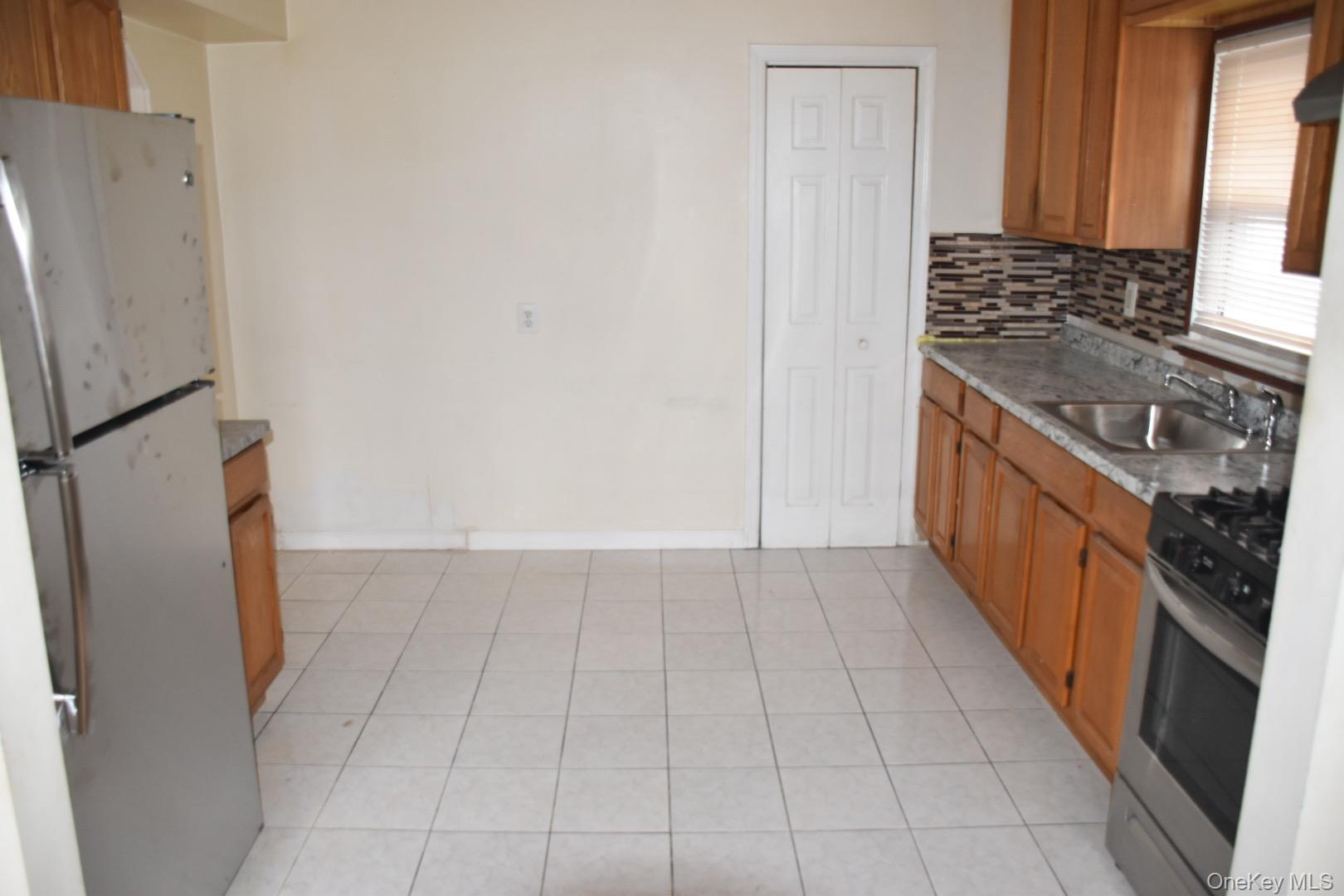 14939 123rd Street – For Rent photo 3