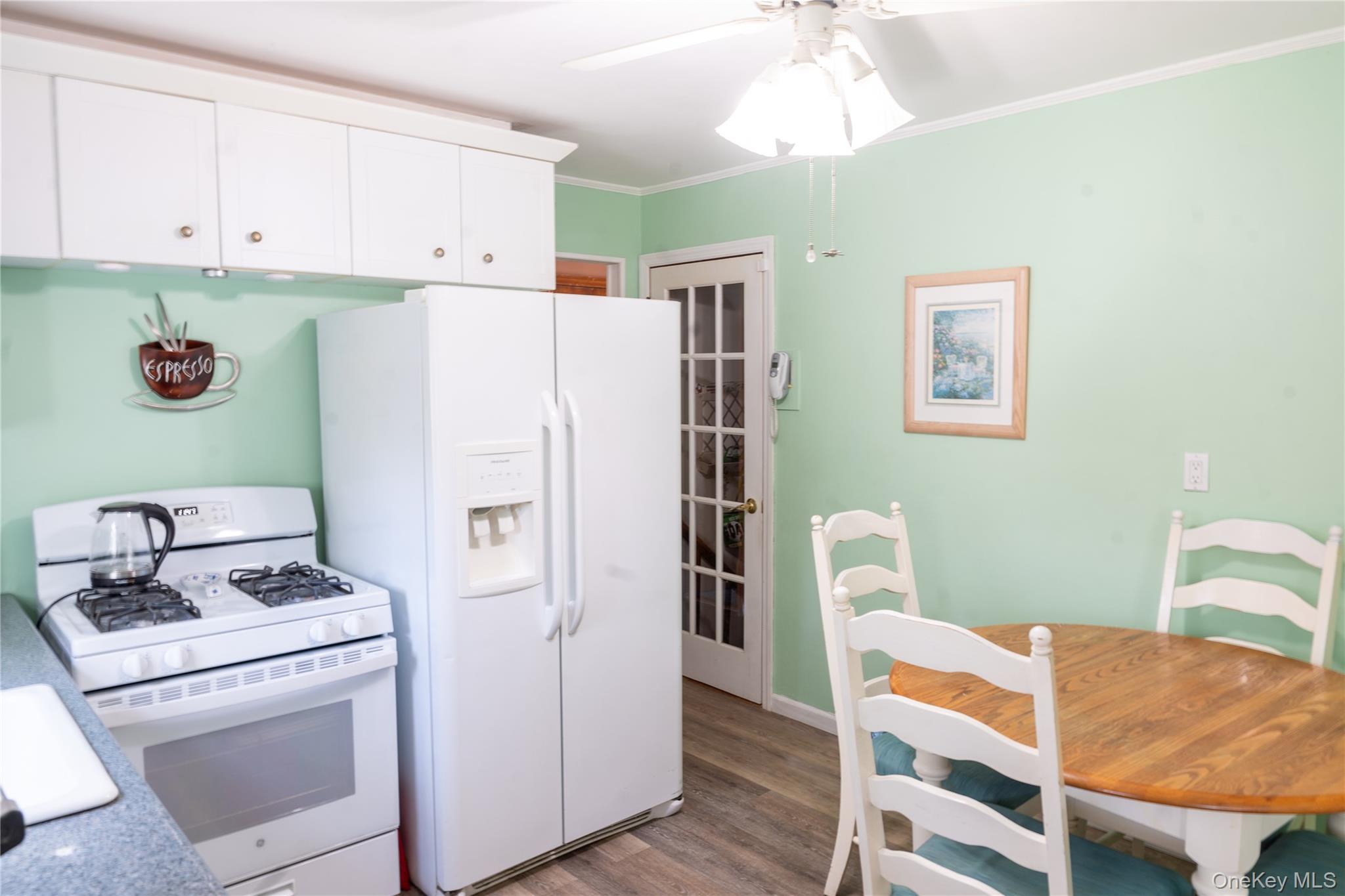 127 Suffolk Avenue – For Sale photo 10