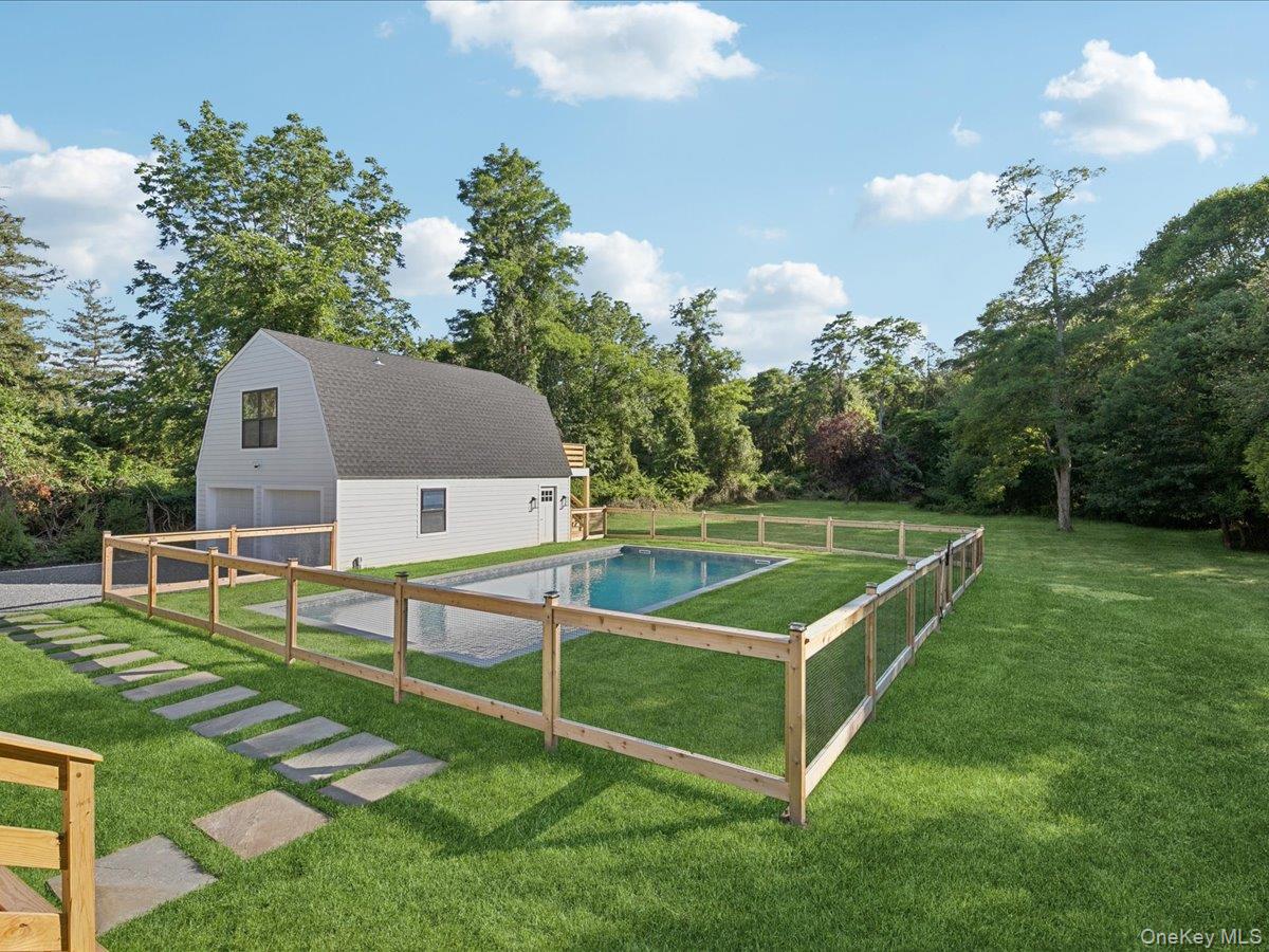 1579 N Sea Road – For Sale photo 3