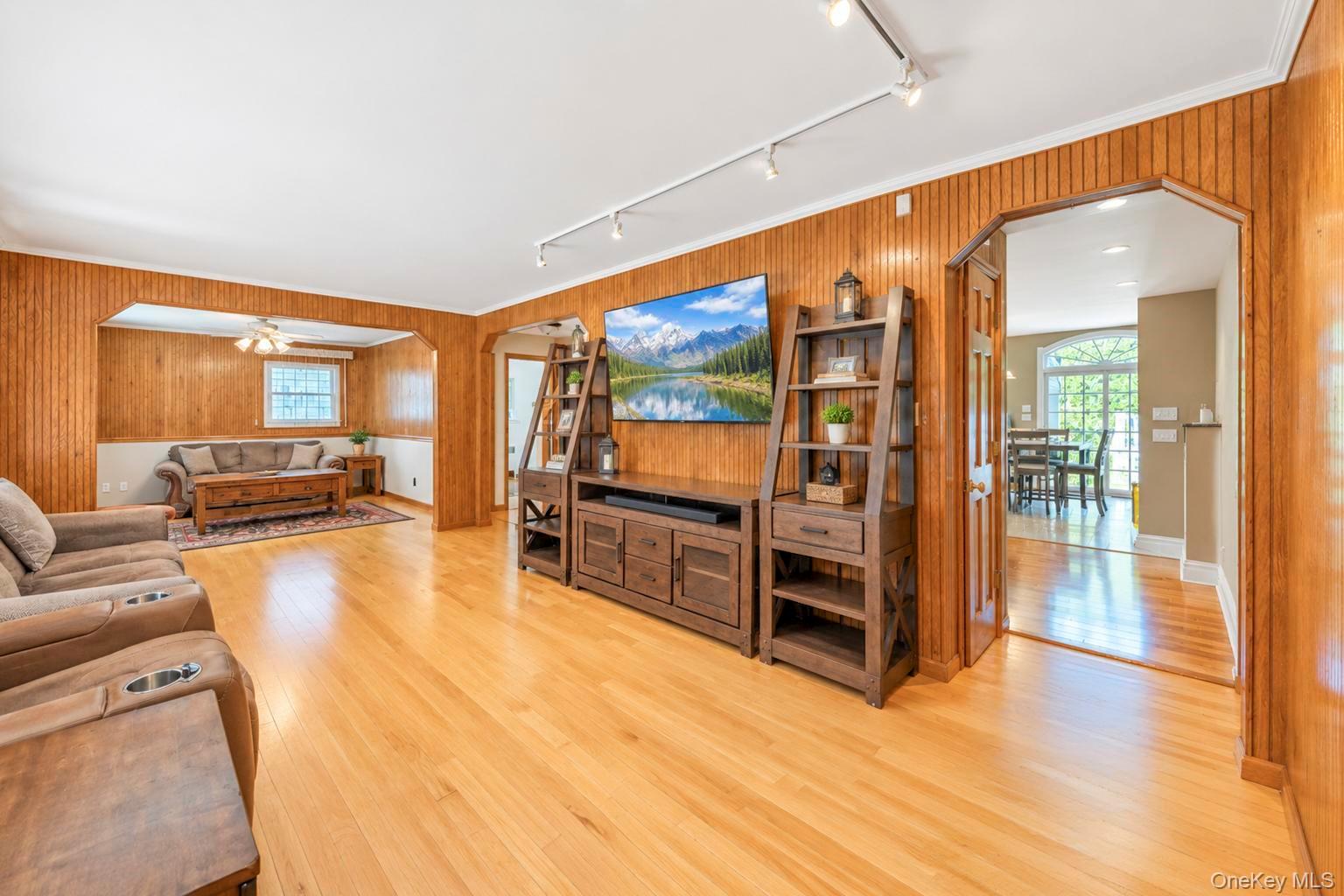 43 North Drive – For Sale photo 9