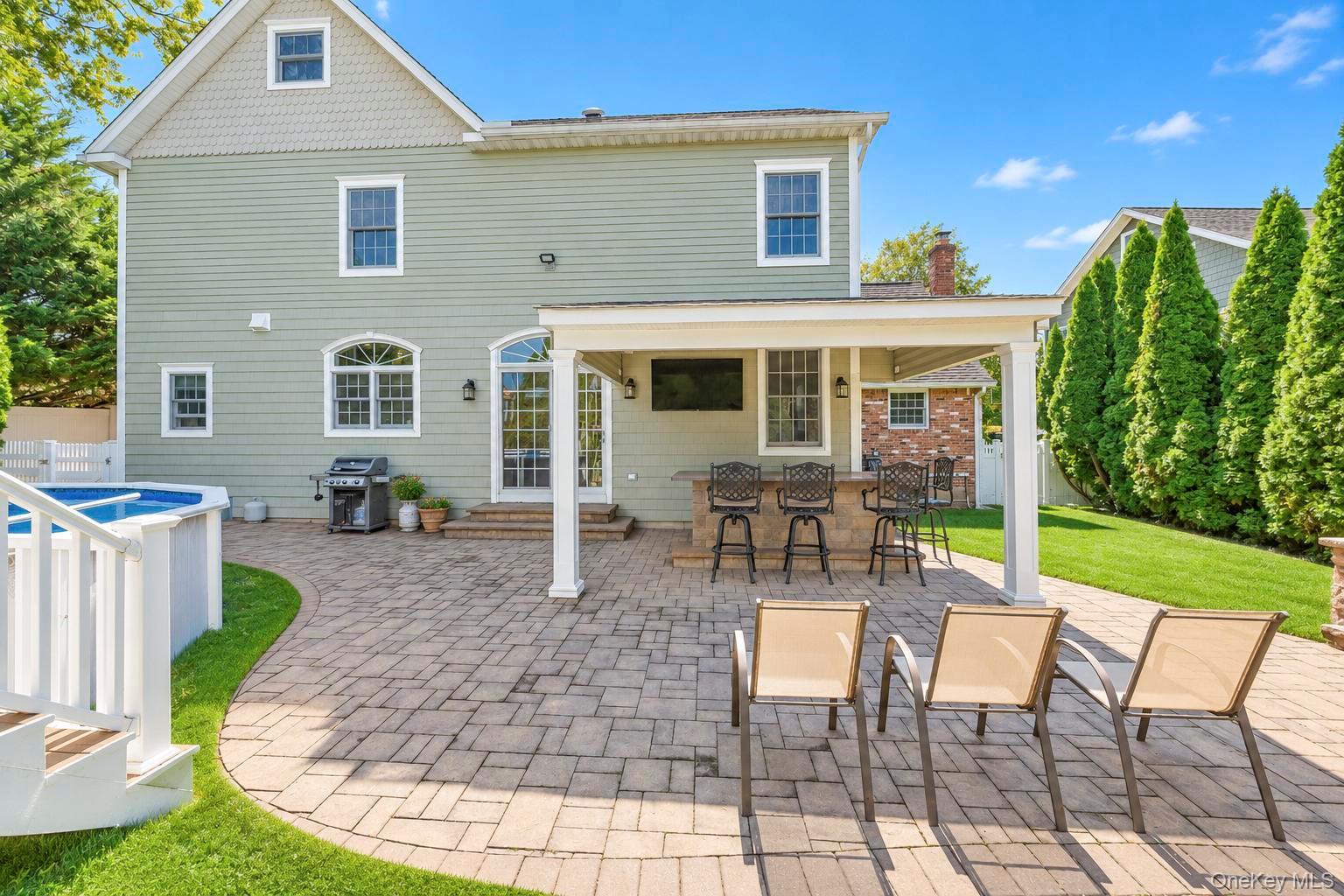 43 North Drive – For Sale photo 3