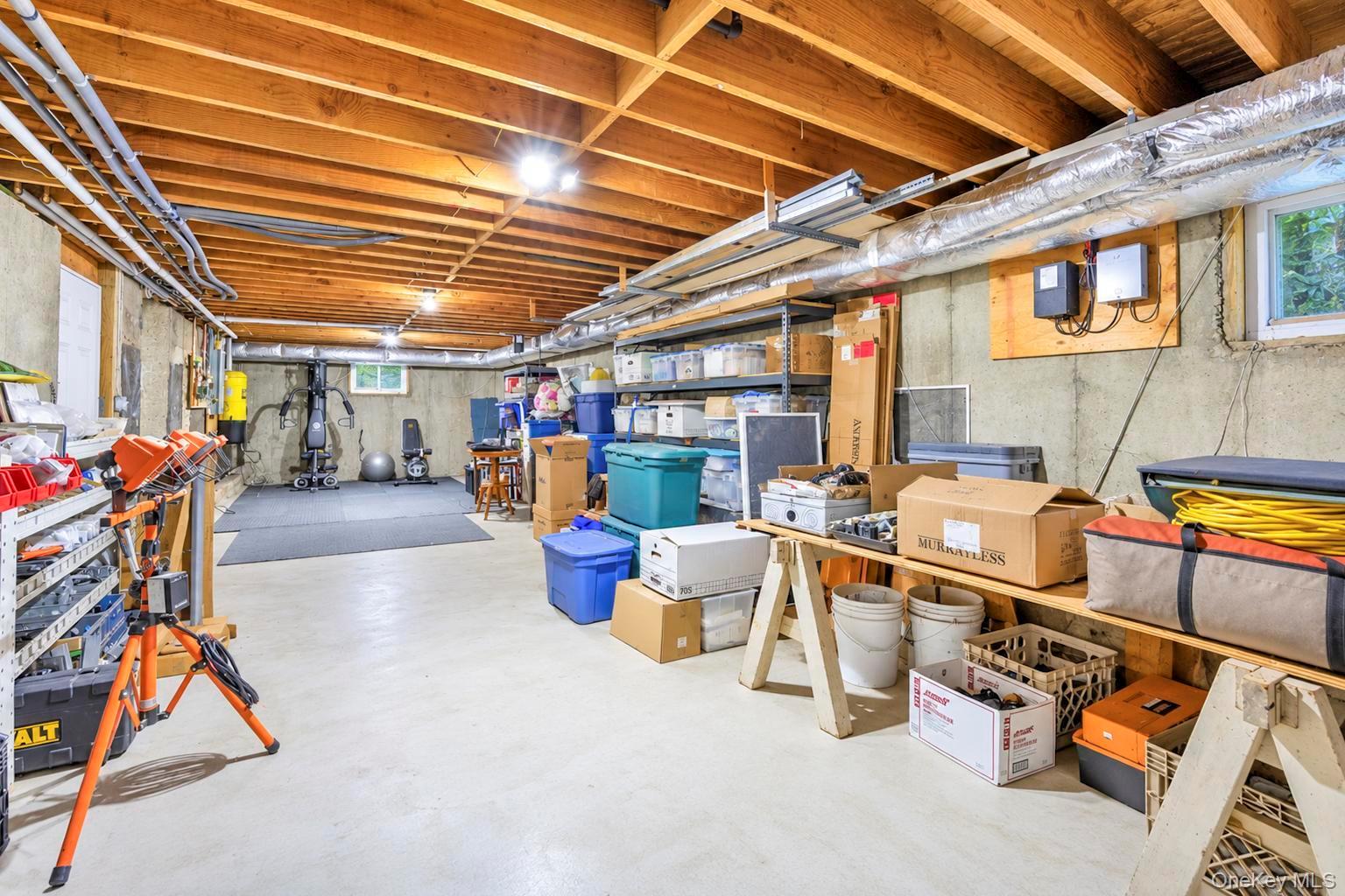43 North Drive – For Sale photo 33