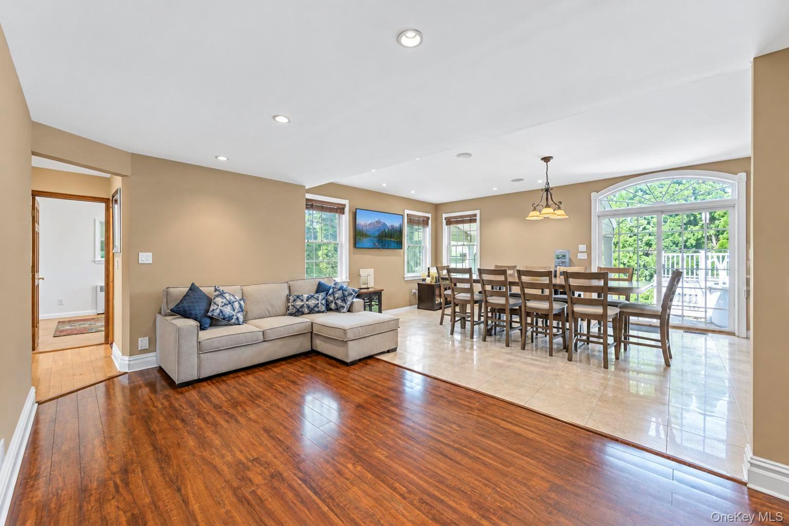 43 North Drive – For Sale photo 17